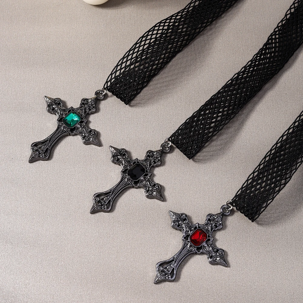Aihua Neo-Gothic Victoria Kreuz Halskette für Frauen Vintage Ästhetik Grunge Y2K Spitzenhalskette Choker Schmuck Geschenke – Detail 6