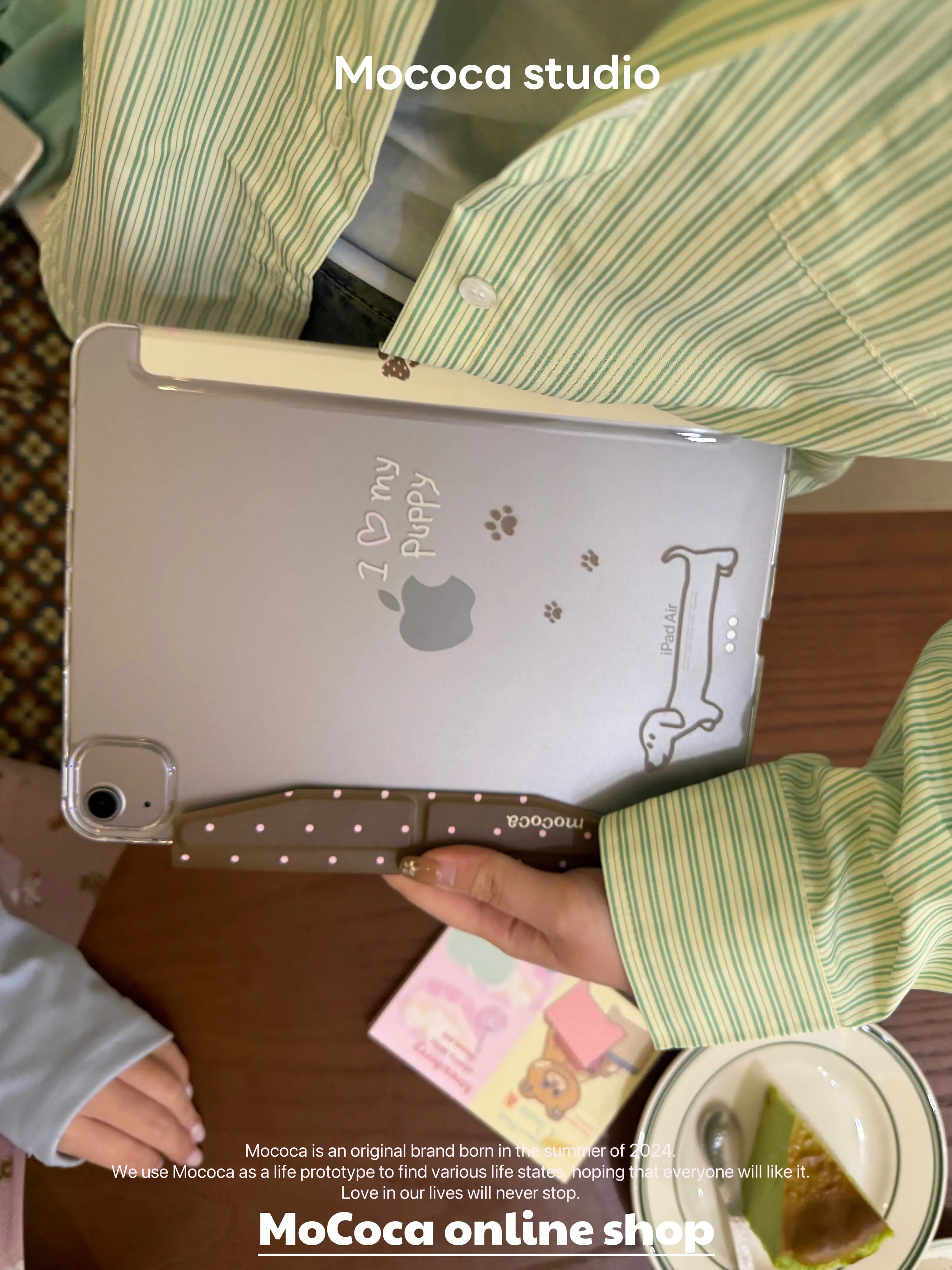 Small Paw Print 3Y Fold iPad Case For iPad Pro 11 13in 2025 iPad Pro 12.9in Air7 10/11th M4/5 Shockproof Magnetic Buckle Cover