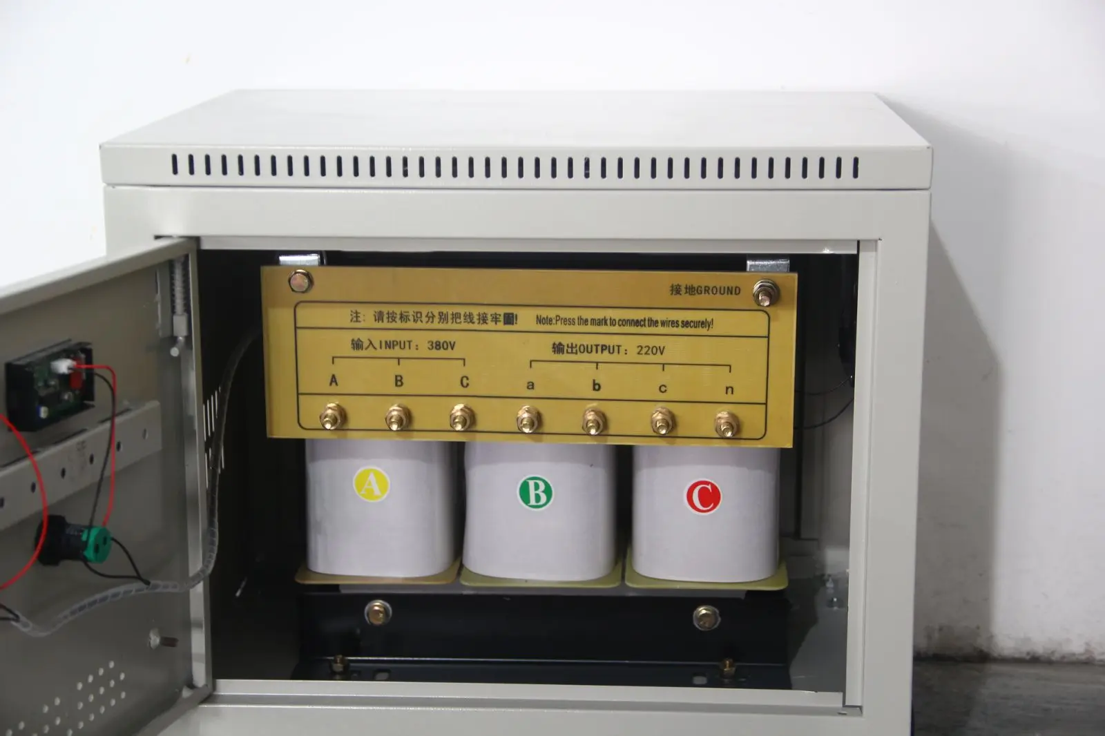 2026New Low Voltage Transformer Sg-35kva 40kva 208v 220v To 380v 400v 415v Three Phase Voltage Transformer Autotransformer