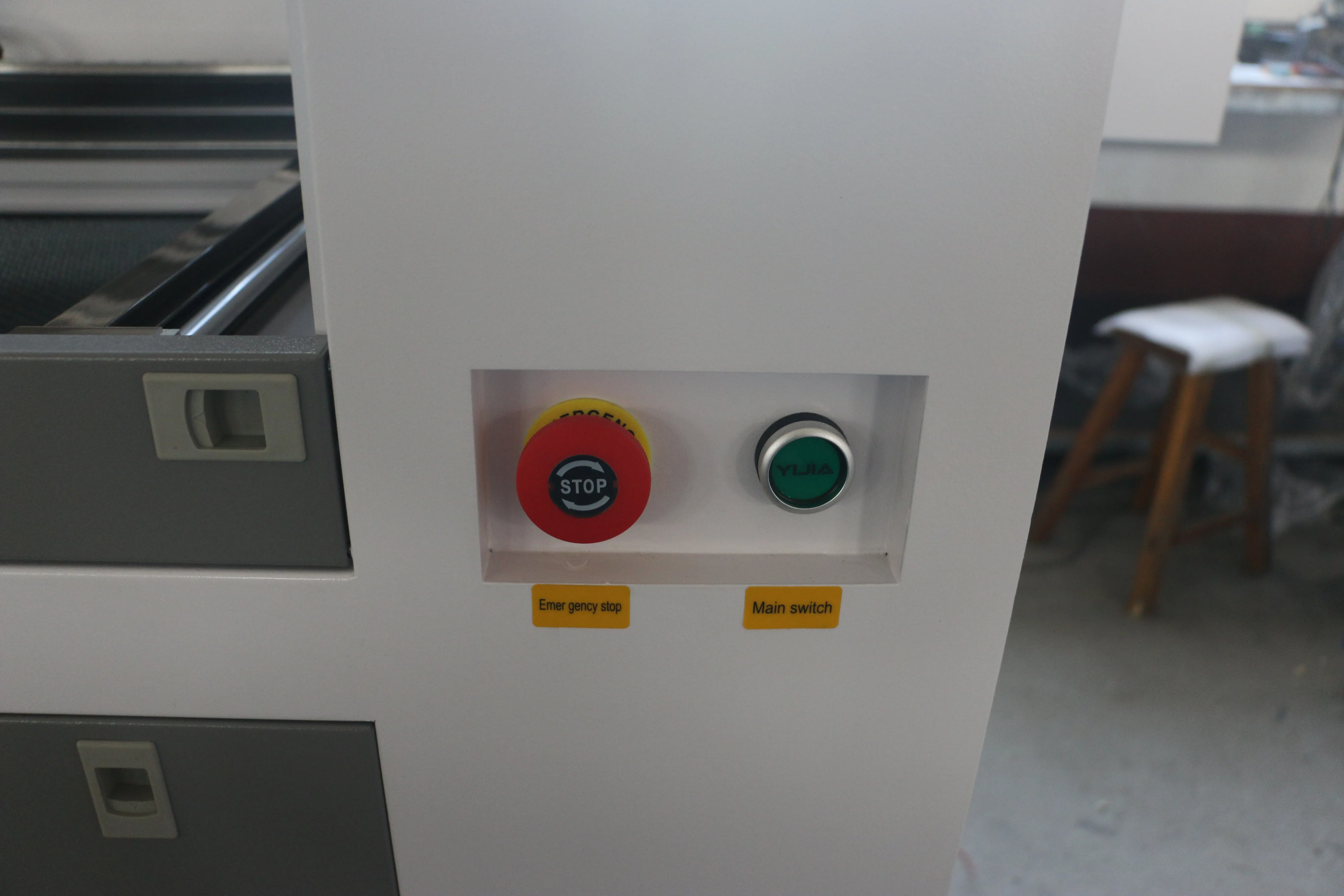 Formini C02 Laser Engraving Machine 4060 5070 Price With S&A CW3000 Chiller Honeycomb Bed Linear Guide Rail Air Pump Water Senso view 6