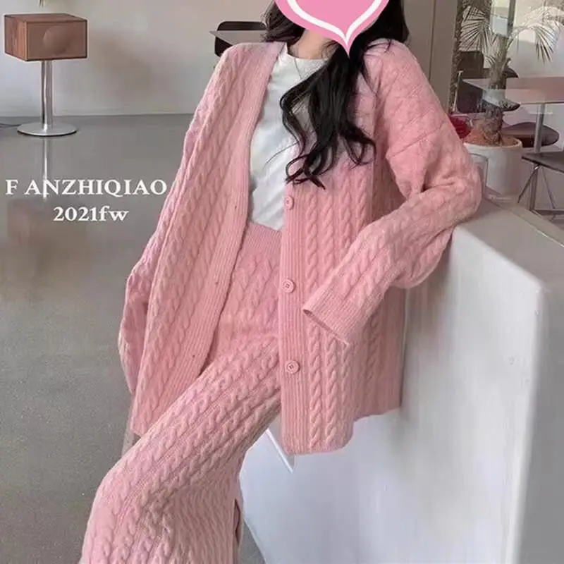 Autumn and Winter Set Women\'s New Korean Edition Slim Knitted Cardigan Top Casual Half Skirt Two Piece Set Fashion E1547