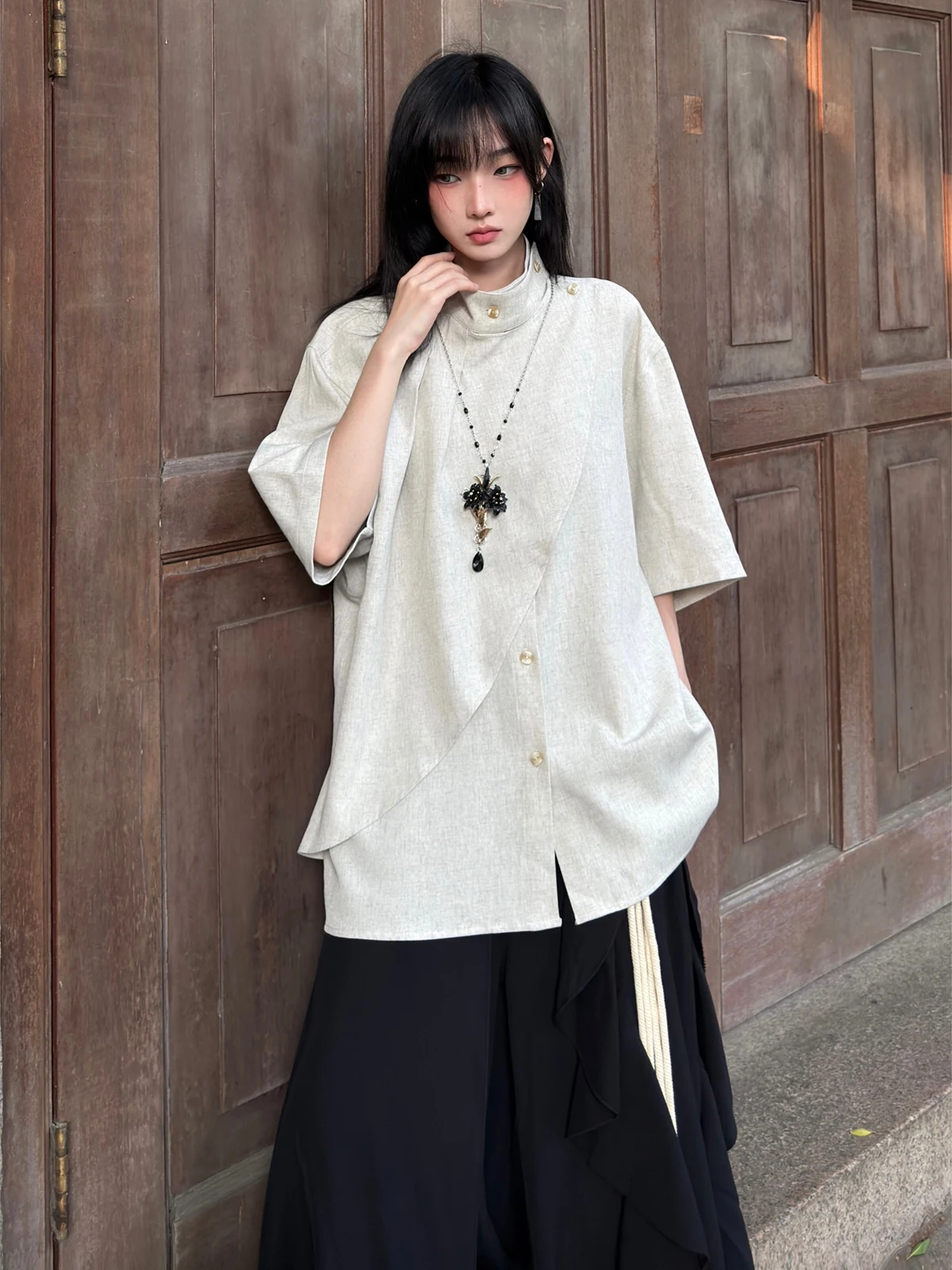 

Original Design ort Sve irt f High Collar Neutral Sle Loose Fit Summer Thin Fabric Pure Color Button Closure Top