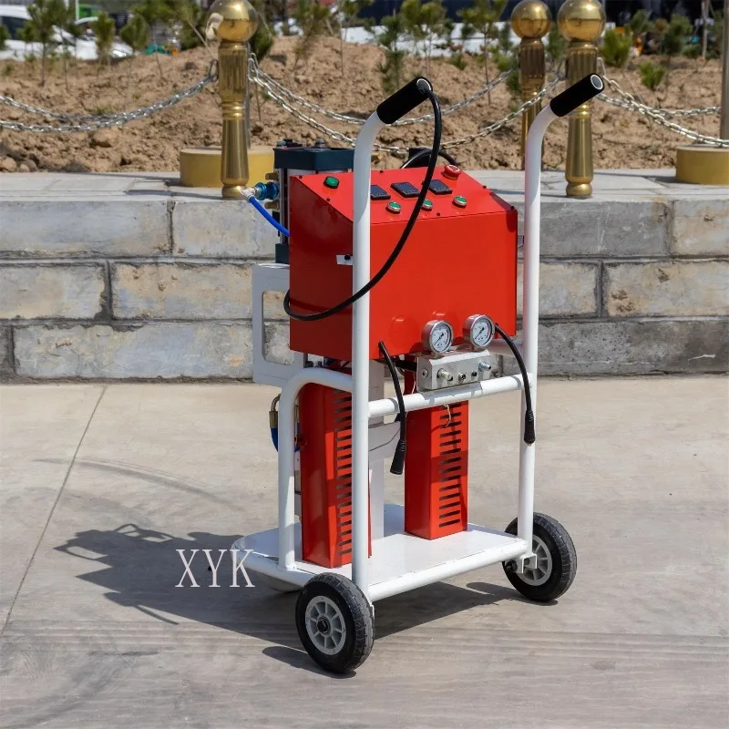 Two Component Black White Material Polyurethane Spray Machine CNMC-E4 Exterior Wall Thermal Insulation Spraying Equipment