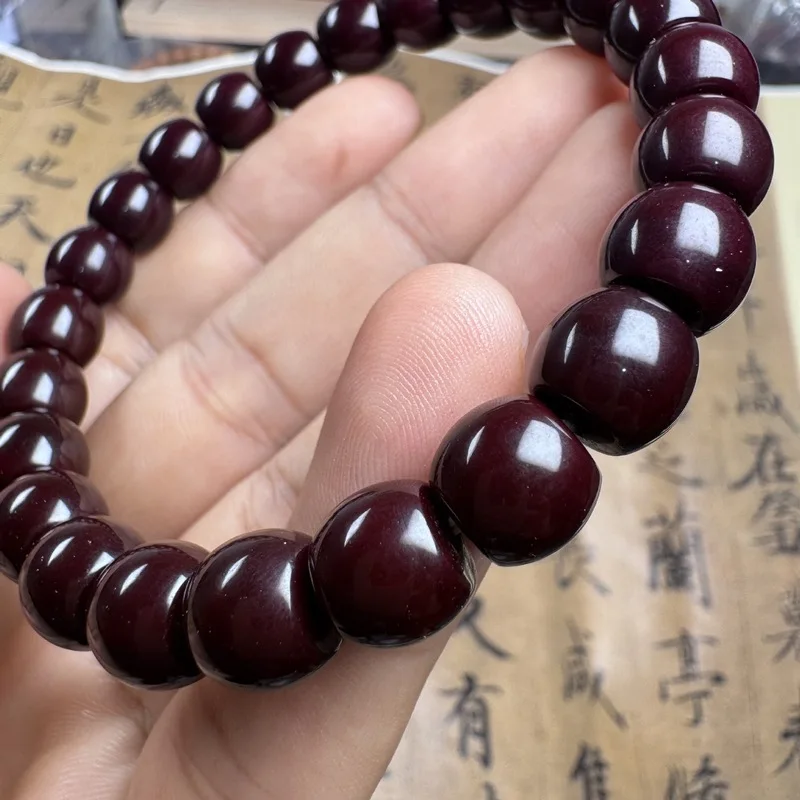 Antique- carving old-fashioned monkey head walnut bracelet Beijing-style eight-sided peach-shaped charm sing