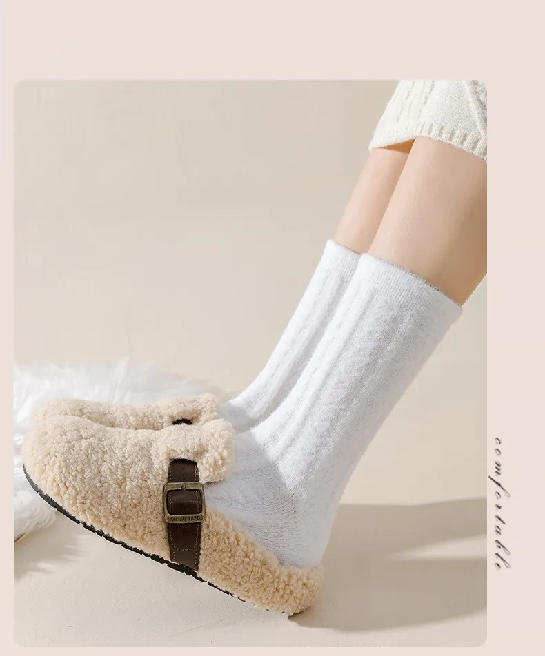 Neue Kühle Frauen Schwarz Weiß Baumwolle Dicke Socke Solide Herbst Winter Warme Dame Weibliche Mittleren Rohr Boden Socken Für Frauen – Detail 12