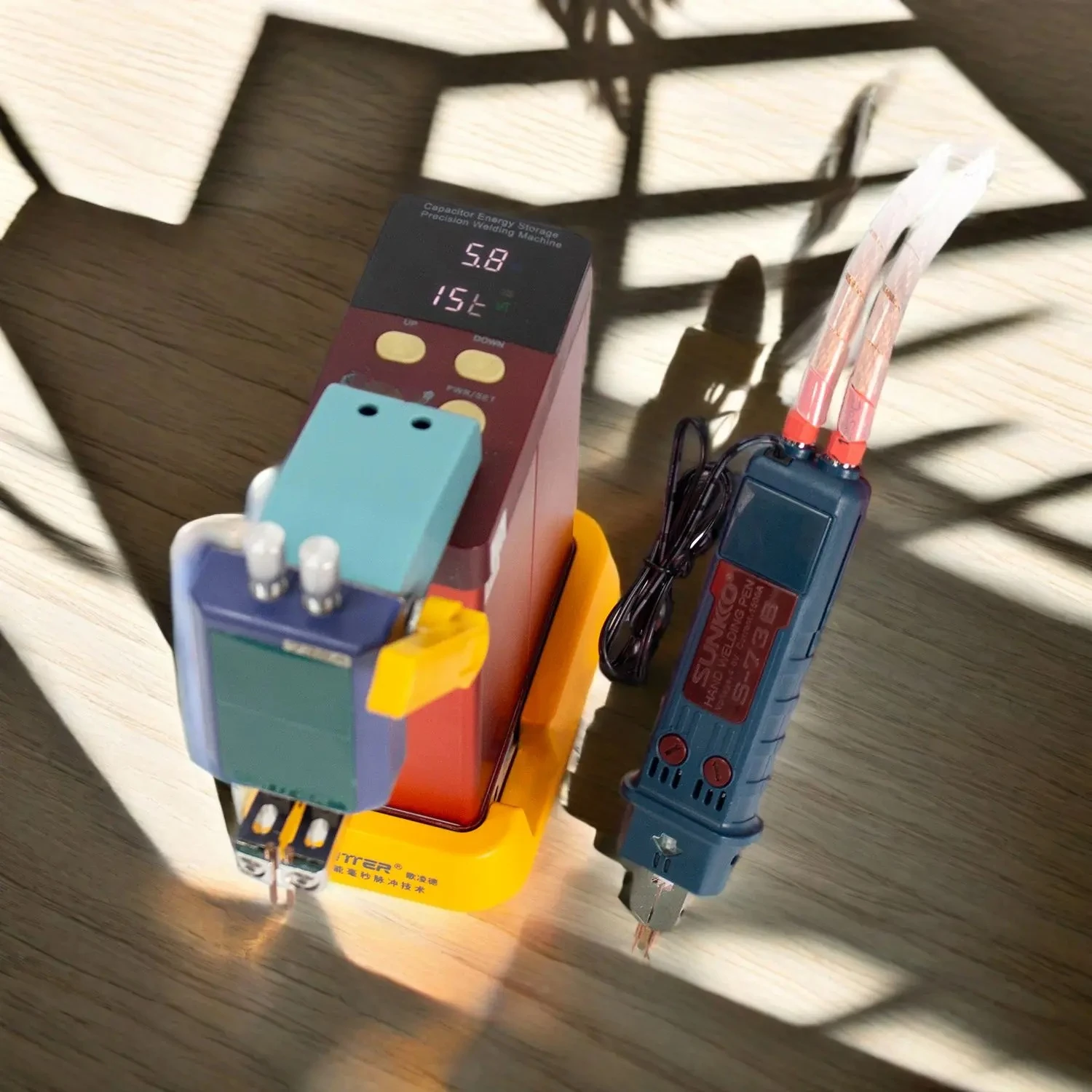 

801D spot welder 9900KW Battery welder Spot welder 0.2mm pure nickel welding 0.1-0.35mm