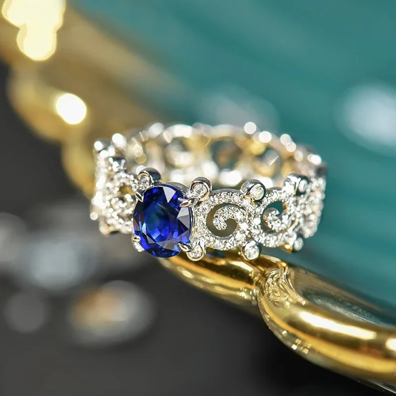 Huitan Ästhetische Elegante Hohlringe mit Oval Blau Zirkonia Hochzeitstag Party Frauen Ringe Luxus Trendy Schmuck