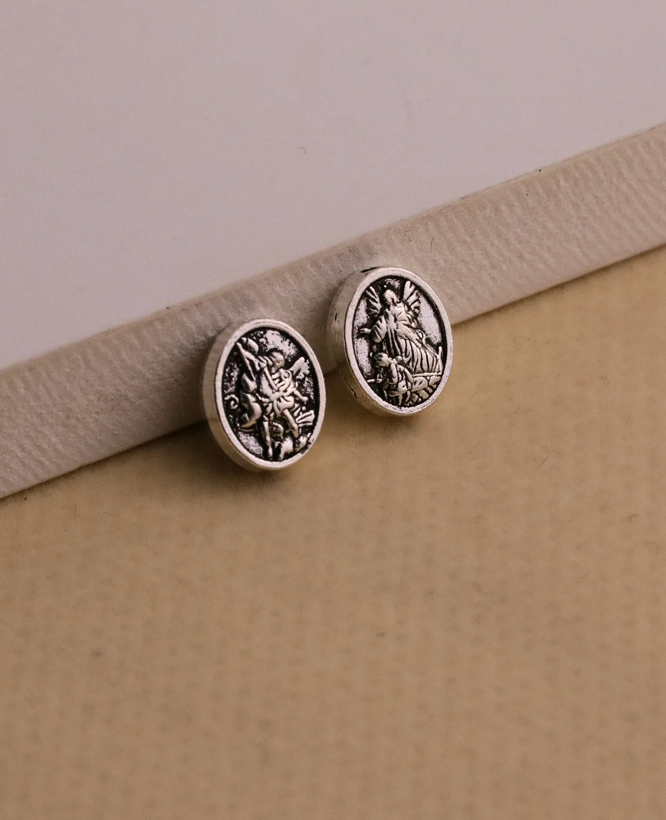 50Pcs Tiny The Archangel Loose Beads Connectors St.Michael Crusader Shield Medal Spacer Beads for DIY Making Accessories