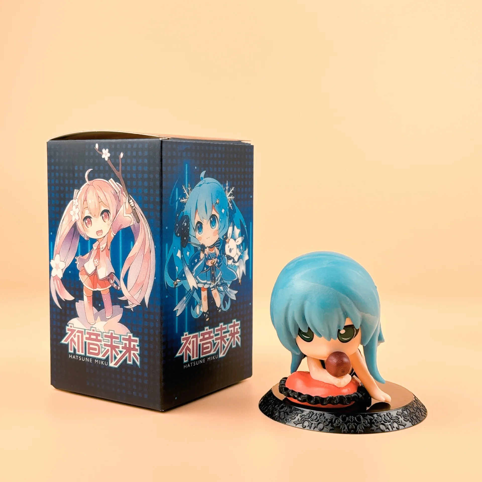 กล่อง 8 ชิ้นชุดใหม่อะนิเมะ Hatsune Miku kawaii รุ่น Q Action Figure PVC ของเล่นตุ๊กตา Decor รวบรวมของขวัญ