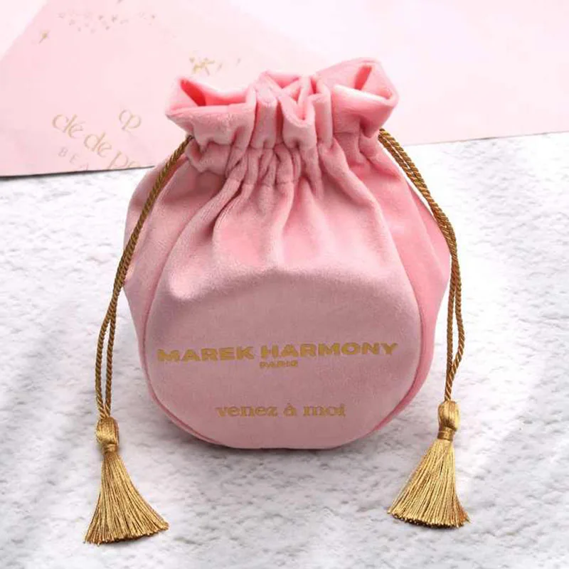 

Custom Logo Printing Round Bottom Velvet Cosmetic Dust Bag With Tassels Pink Drawstring Gift Packaging Makeup Velvet Pouch