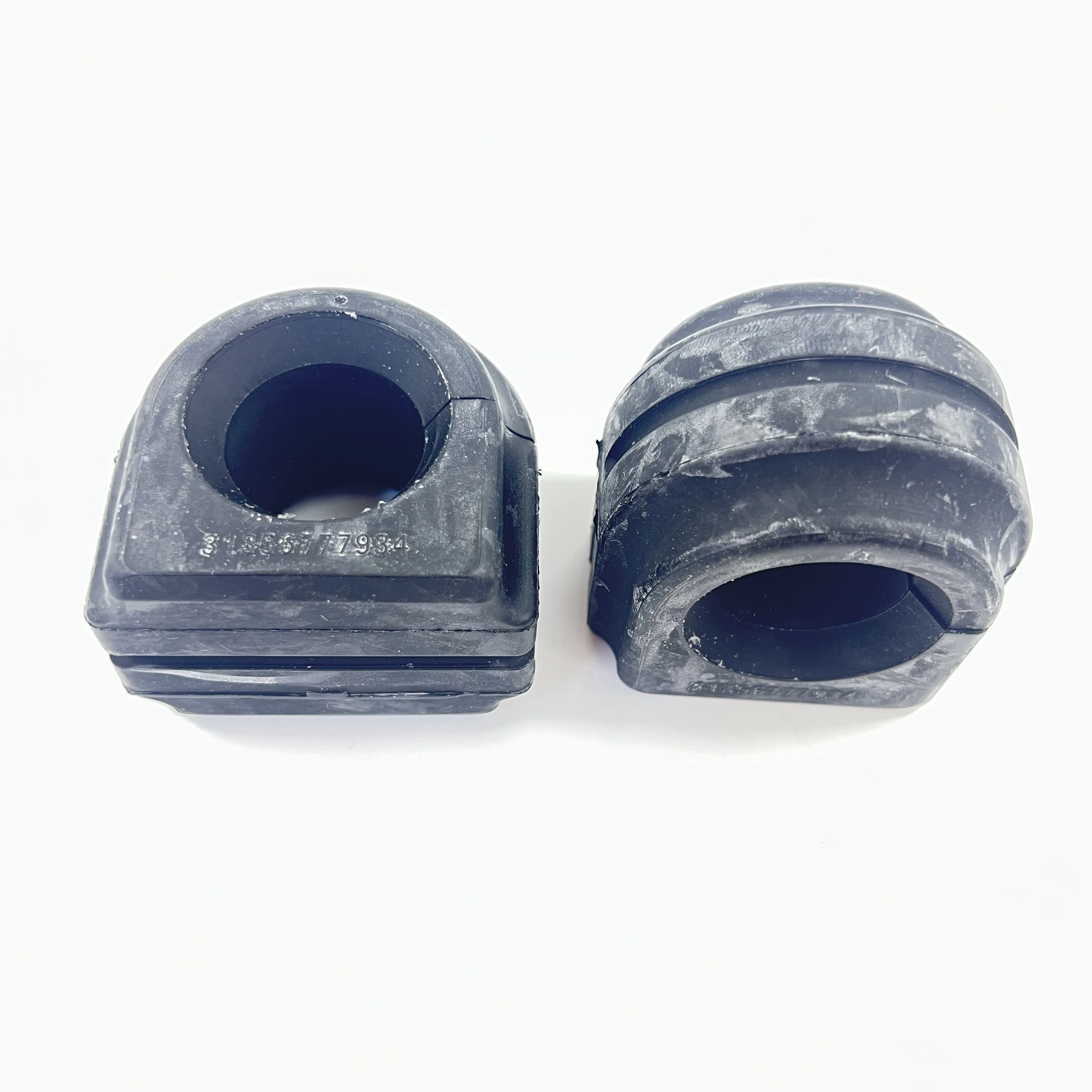 

2PCS 31356777933 31356777934 Auto Parts Front Stabilizer Bar Bushing 31356777933 31356777934 For BMW F02 F18