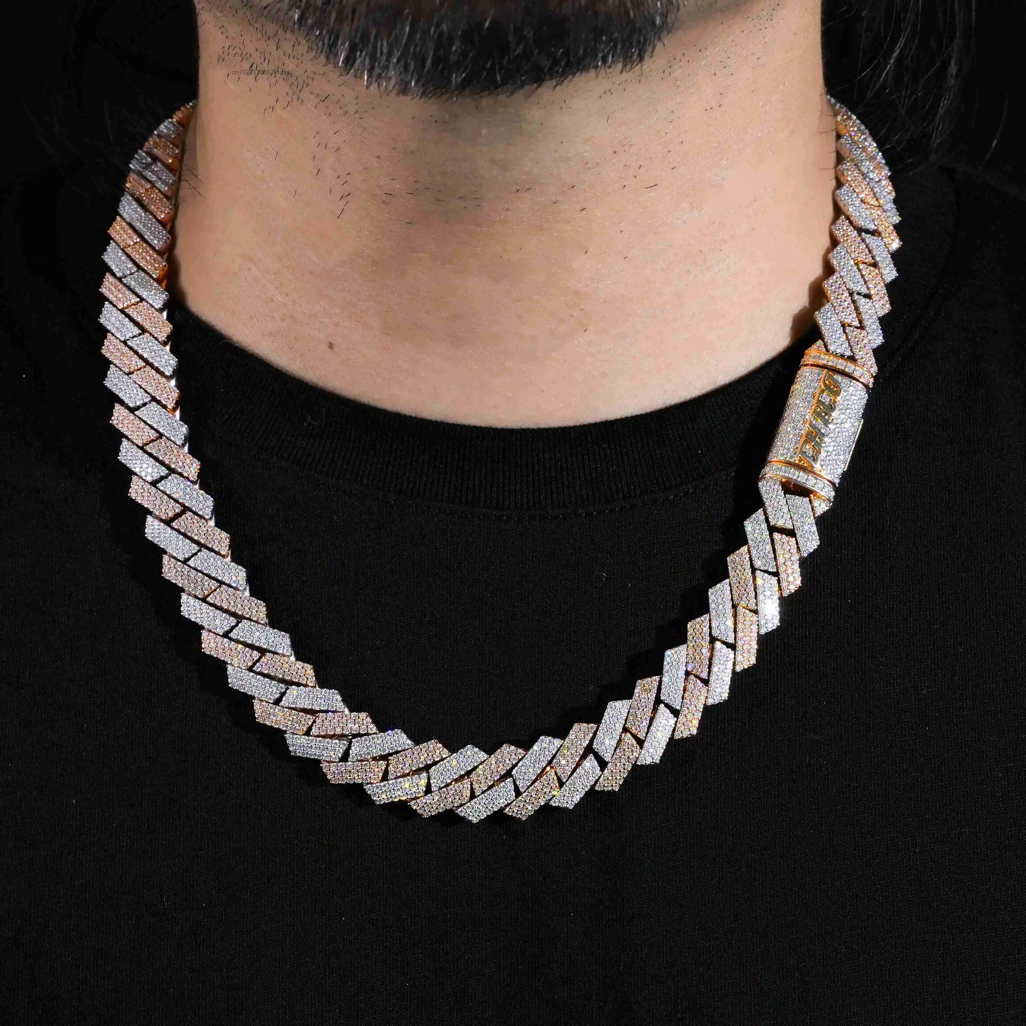Moissanite 18mm Cuban Link Chain VVS Iced Out Hiphop Cuban Chain 925 Sterling Silver Sparkling Custom Moissanite Chain.