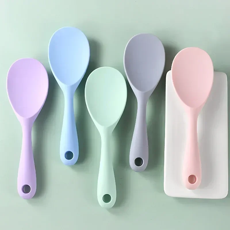 Hanging Silicone Rice Spoon Kitchen Ladle Non-stick Saucepan Electric Rice Cooker Cooking Scoop with Holes Household Items