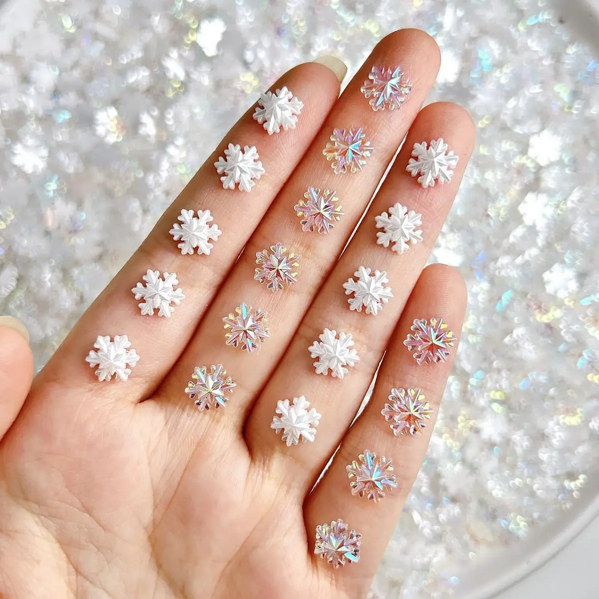 

50PCS Creative Gradient Colored Snowflake Resin Nail Charms New Double-layer Hexagonal Snowflake Nail Art Decorations DIY Nails
