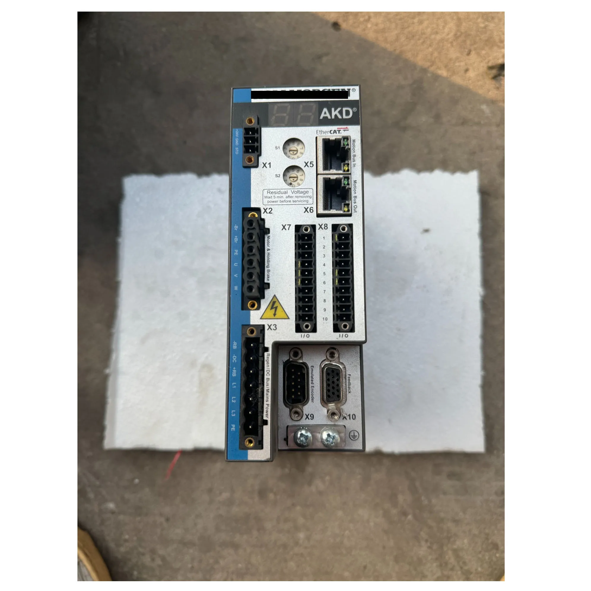 AKD-P00306-NBEC-0069 Serwonapęd