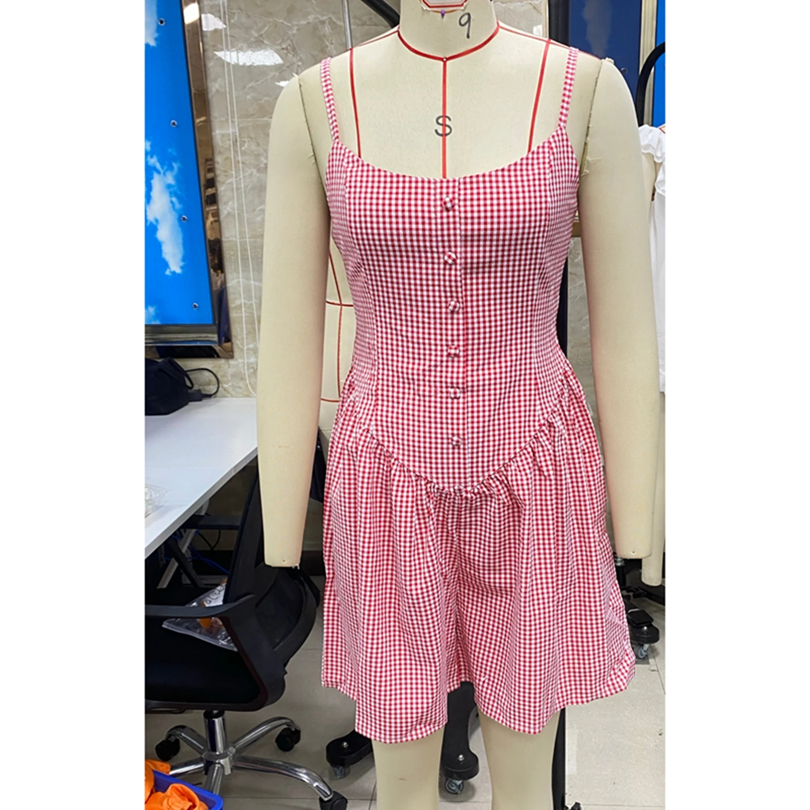 

Women Plaid Shorts Jumpsuit Casual Slim Open Back Smocked Cami Romper For Beach Vacation Summer Party Daily Wear Streetwear