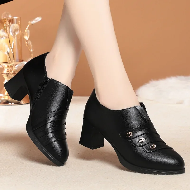 

5.5cm Elegant Fashion Deep Mouth Soft Leather Shoes Women Platform Pumps 2025 Fall Med Block Heels Shoes for Office Model Mom