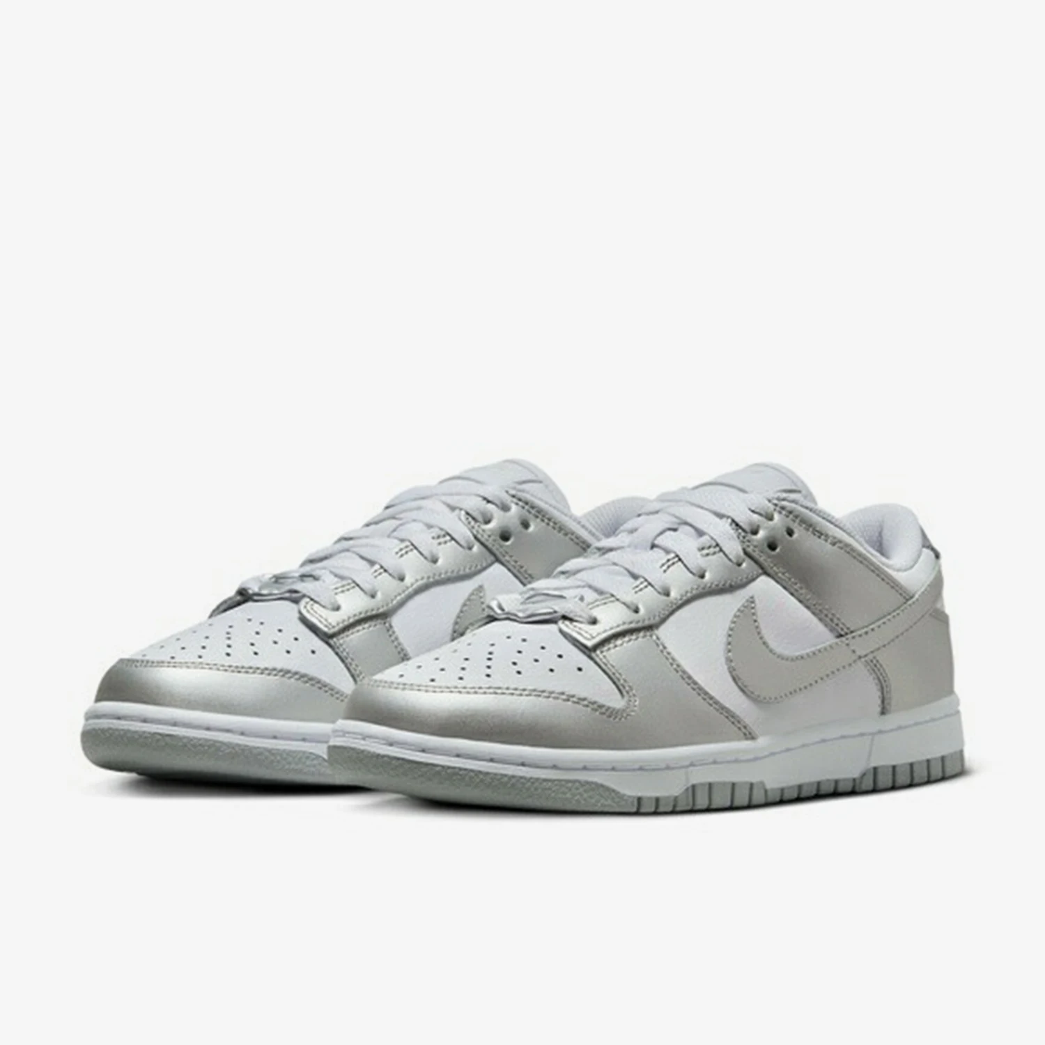 Nike genuine DUNK LOW women's low cut lace up retro breathable board shoes FV1311-100