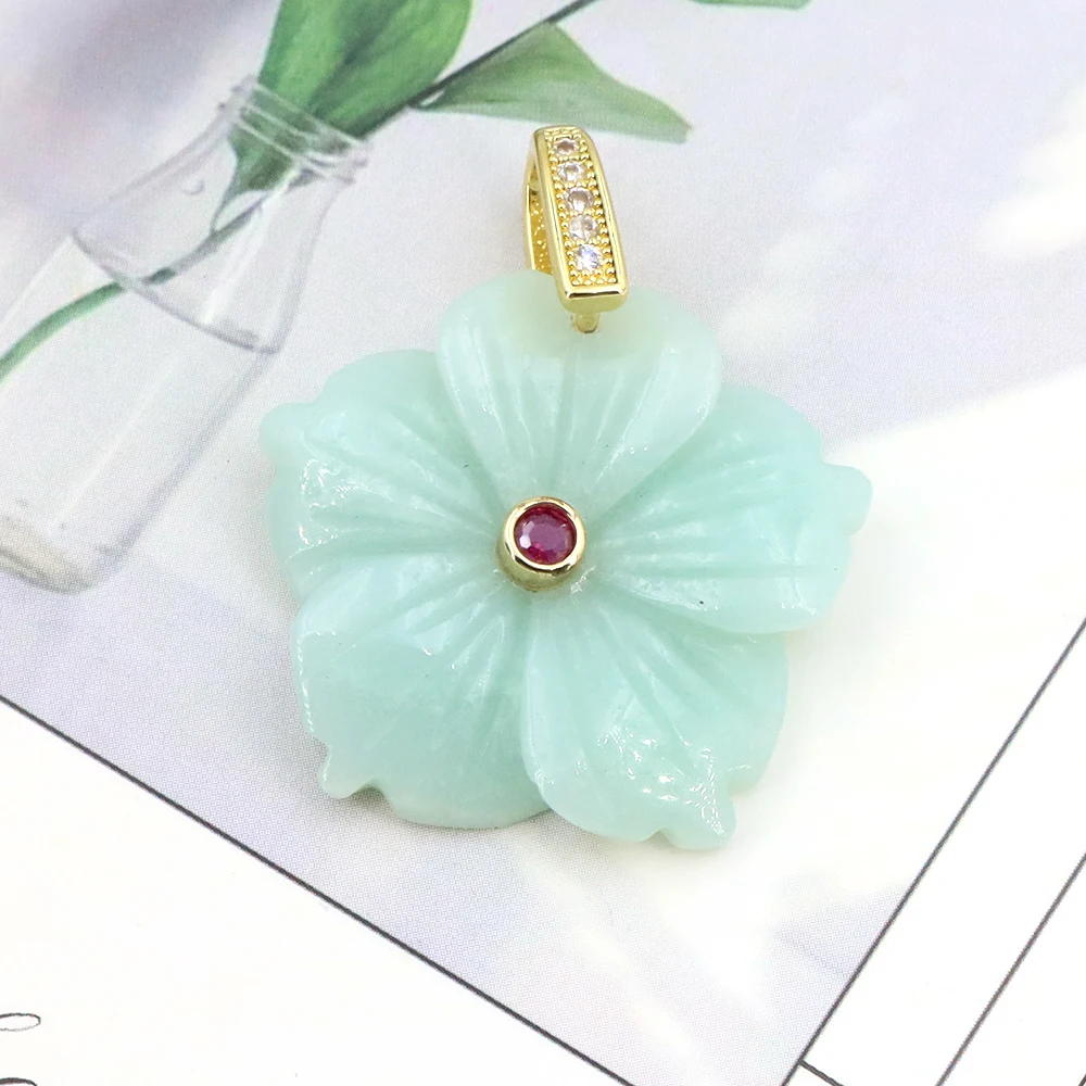 

28mm Natural Stone Crystal Peach Blossom Pendant Elegant Flower-shaped Gemstone Jewelry for Women Necklace Making Accessory Gift
