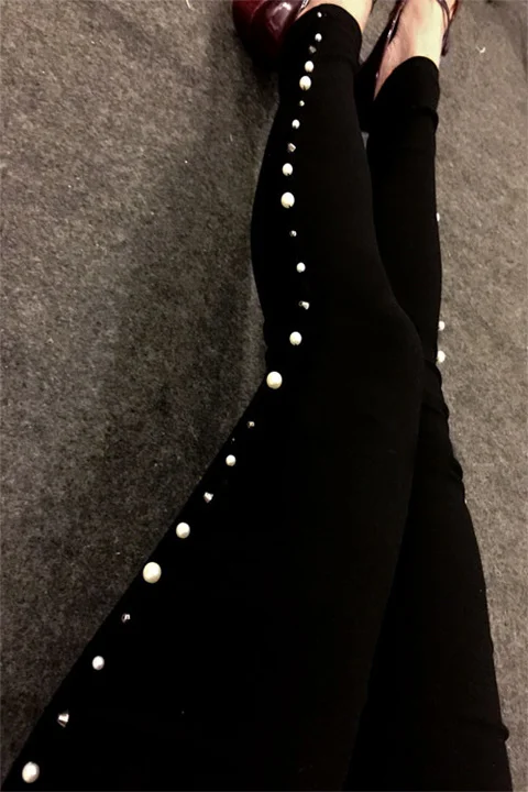 Stretch Pearl Rivets Fleece Thick Ankle-Length Pencil Workout Pants Women Autumn and Winter Black Leggings