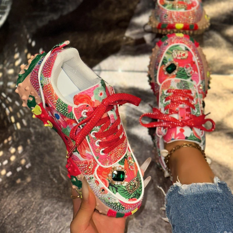 

Thick-soled Cross-laced Rhinestone Fashionable, Versatile, Comfortable, Anti-slip and Breathable Women's Sports and Casual Shoes