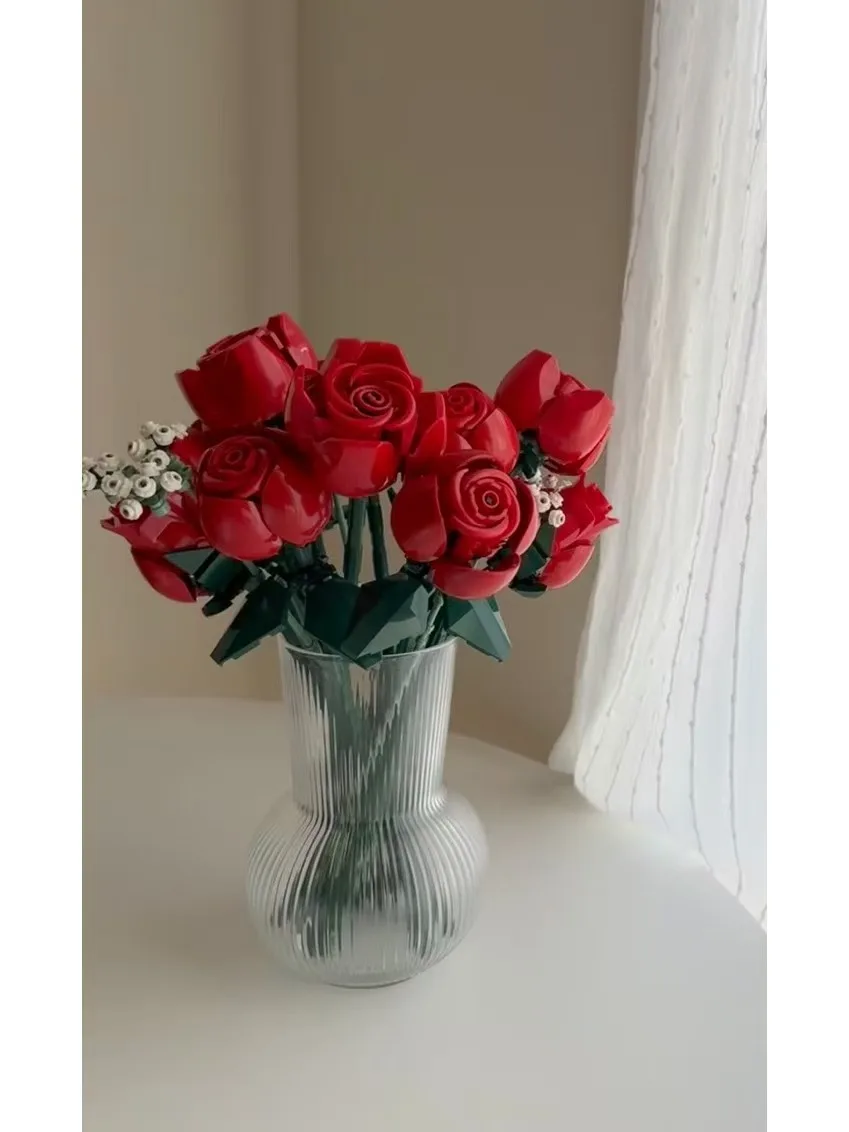new Collector's Edition Love & Roses Compatible Model Express Love & Romance Suitable for Holiday Gift Set
