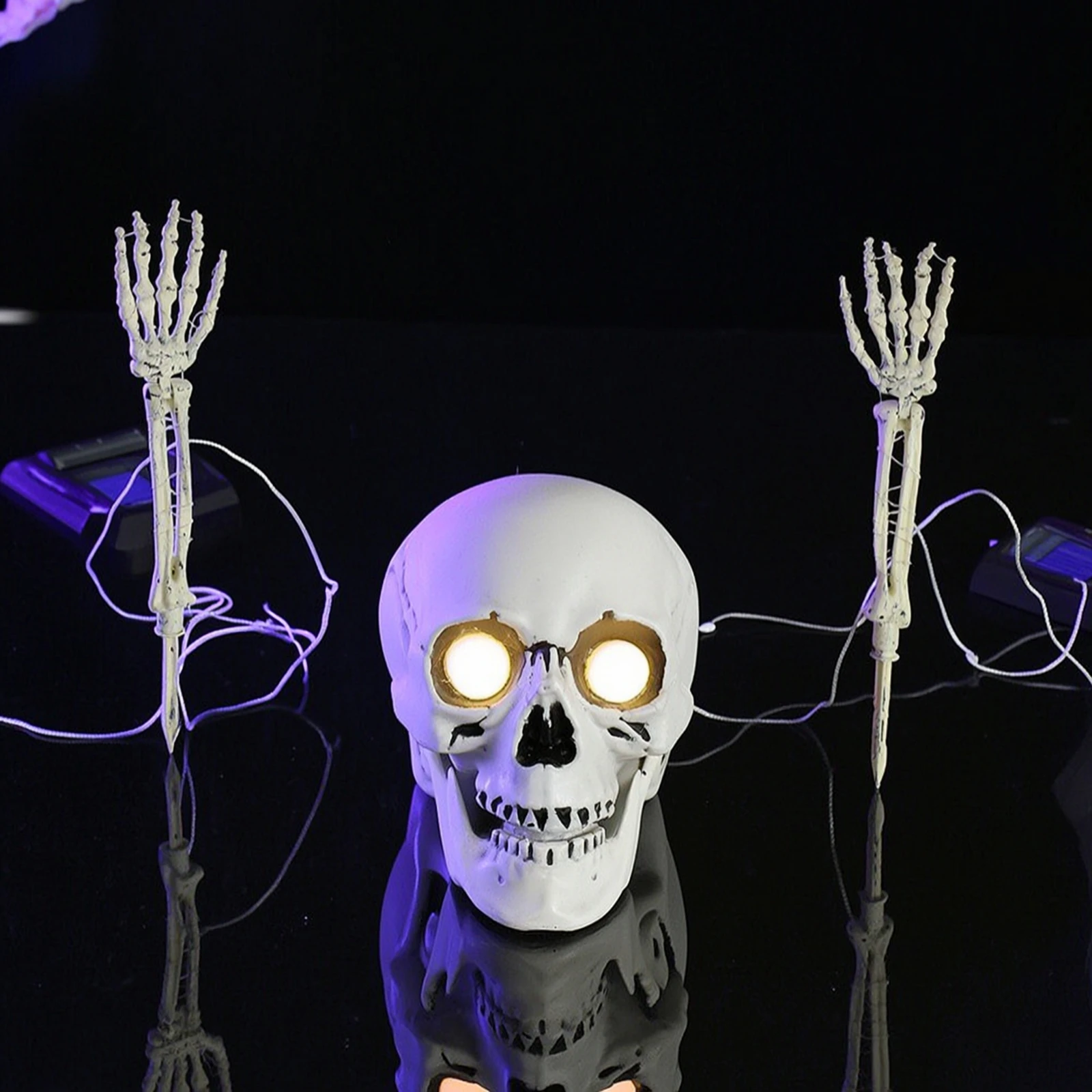 Skull Light with Ground Stake Spooky Skeleton Hand Candle Stake Lights Skeleton Hand Light Outdoor for Yard, Garden - view 4