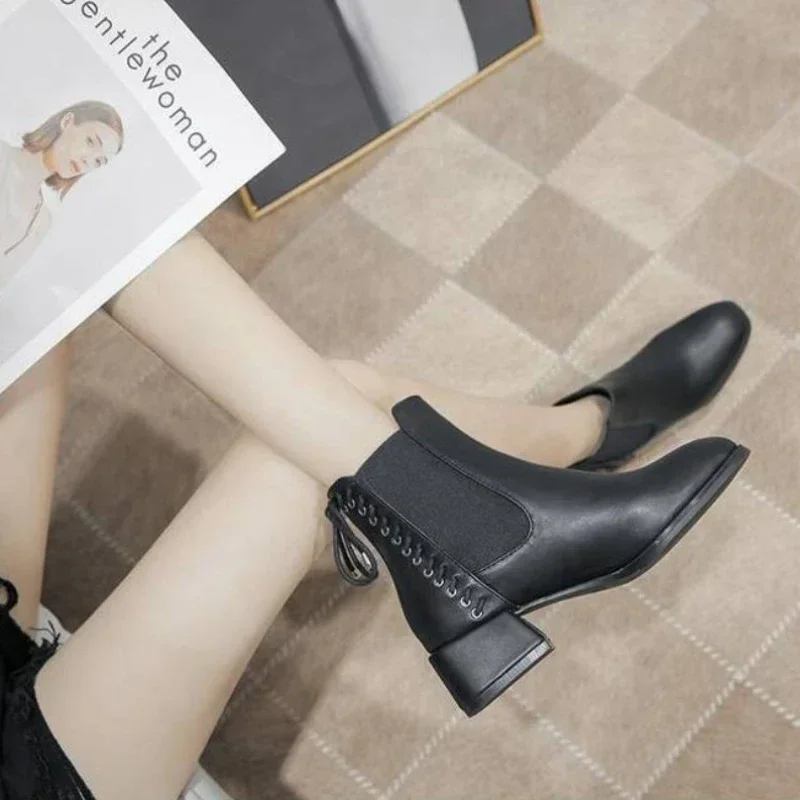 Round Toe Female Short Shoes Leather Booties Black Women's Ankle Boots On Promotion New In Offer Trend 2024 Hot Sale Fashion Pu