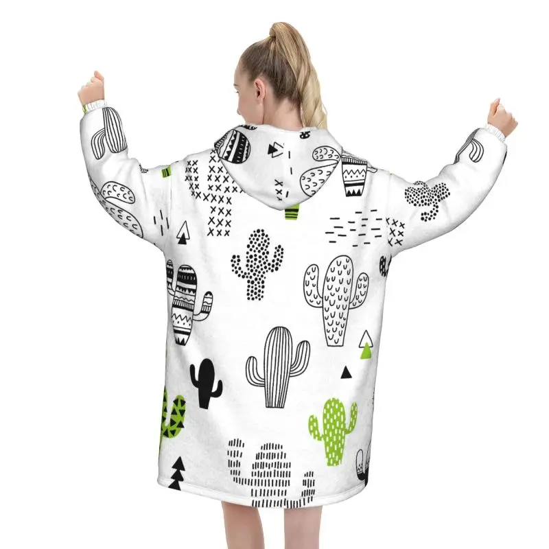Cactus Blanket Hoodie Gifts for Cactus Lovers Women Oversized Sweatshirts Hooded Blanket Fleece Wearable Blankets with Pockets