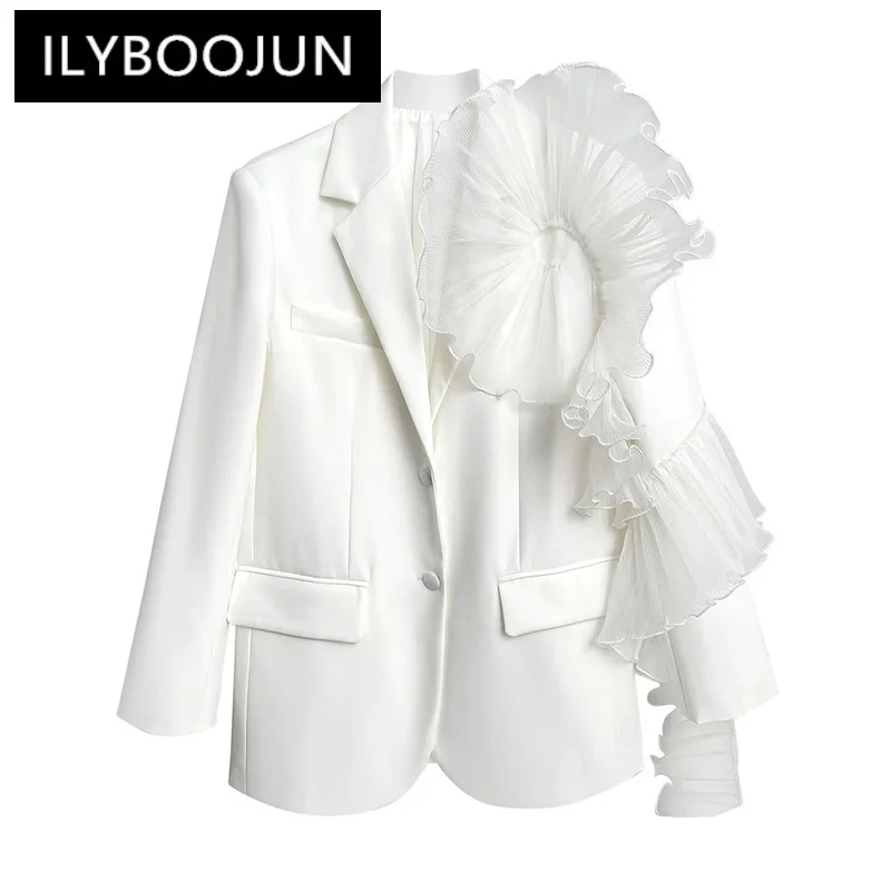 

ILYBOOJUN 2024 Autumn winter Vintage Designer Coat Women's White Megaphone Splice Single-breasted Short Suit Coat