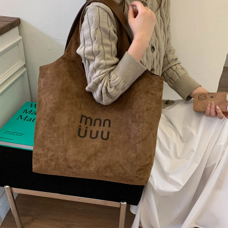 Women's Luxury Leather Crossbody Bag Elegant Designer Shoulder Handbag Classic Tote For Modern Chic Style