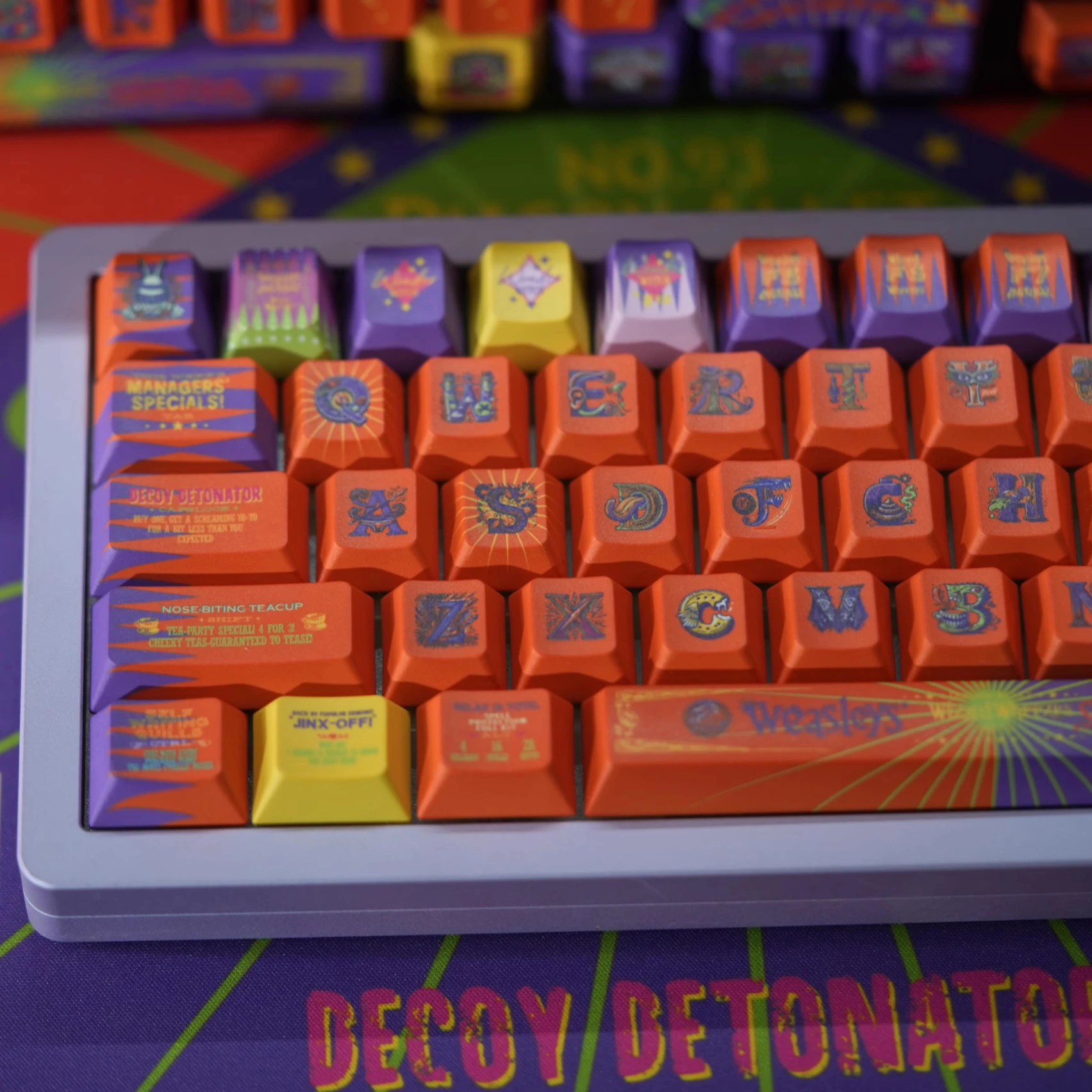 

Magic Trick Keycaps 140 Keys PBT90% Original Keycaps