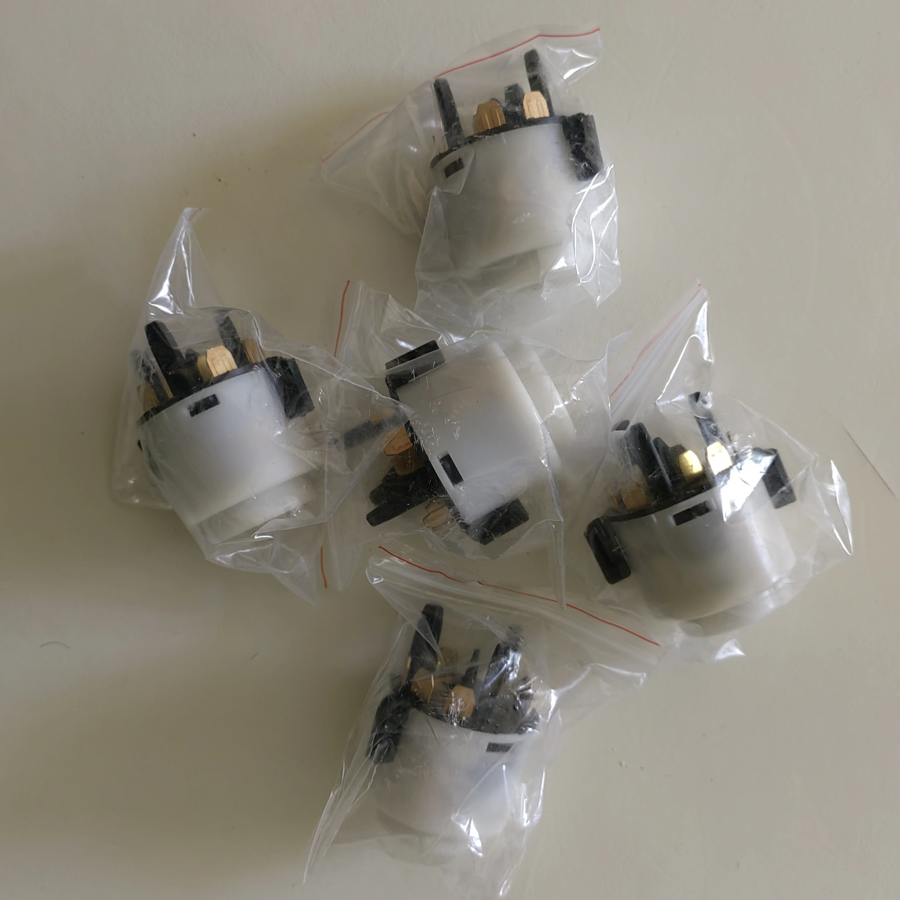 5/10 x Steering Ignition Switch for VW Passat Beetle Audi A4 Porsche 911 OEM: 4B0905849 / 4B0 905 849 - view 2