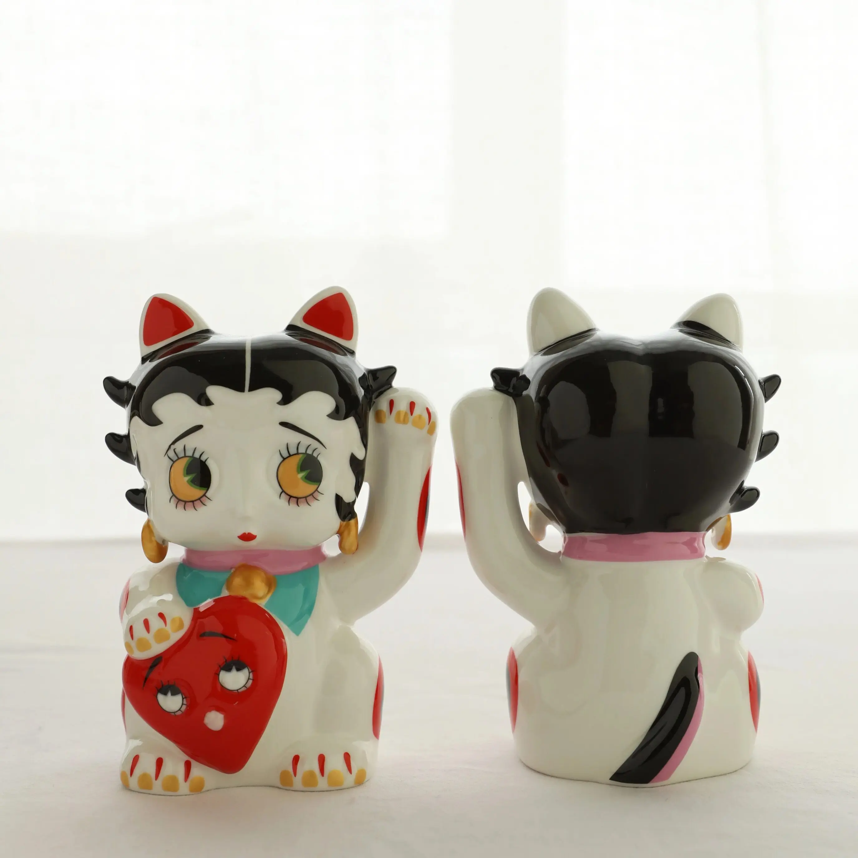 Lucky Cat Ornament Cute Cartoon Ceramic Kitten Decoration Creative Goodwill Celebration Gift Cat Statue Living Room Decor