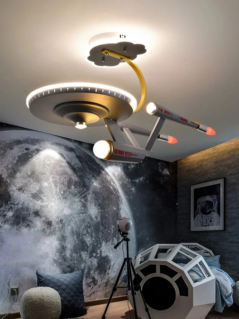 

Kids Room Ceiling Lamps Boys Bedroom Lights starship pendant Lights Creative Star Trek Spaceship Model Children's room Lighting