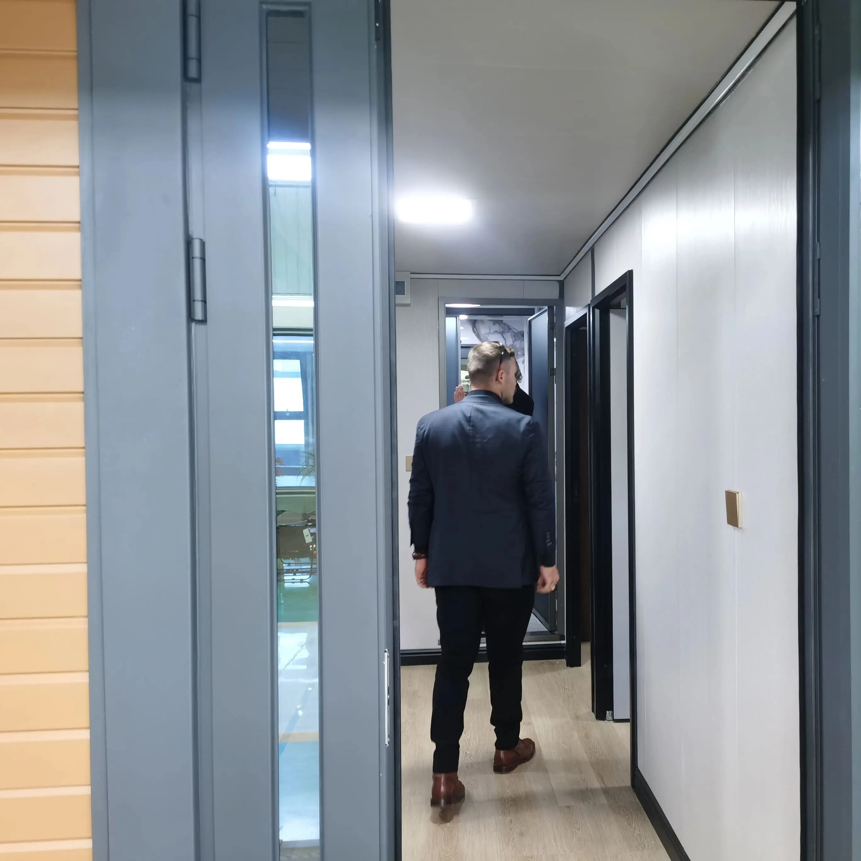 High Quality Container House Customized Prefabricated House Modular Homes Expandable Foldable Container House for Netherlands