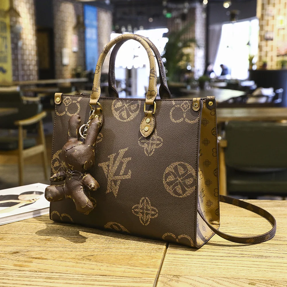 

Light Luxury Handbag Big Bag 2025 New High-end Tote Bag Women's Large Capacity Single Shoulder Large Capacity Armpit