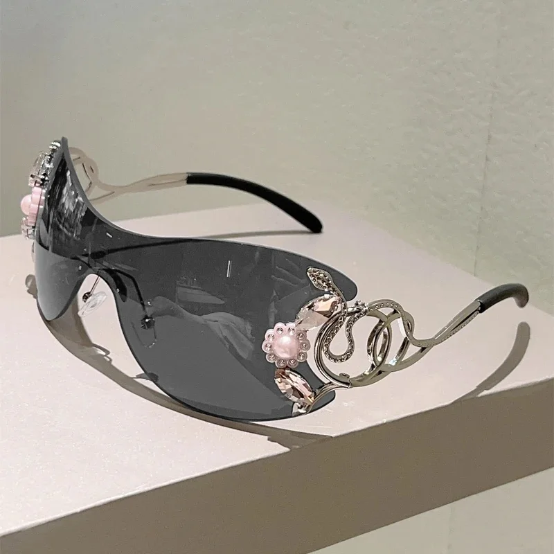 Rimless Y2k Sunglasses with Rhinestones Women Fashion Monoblock Outdoor Decor Shades Trendy Design Gradient Sun Glasses