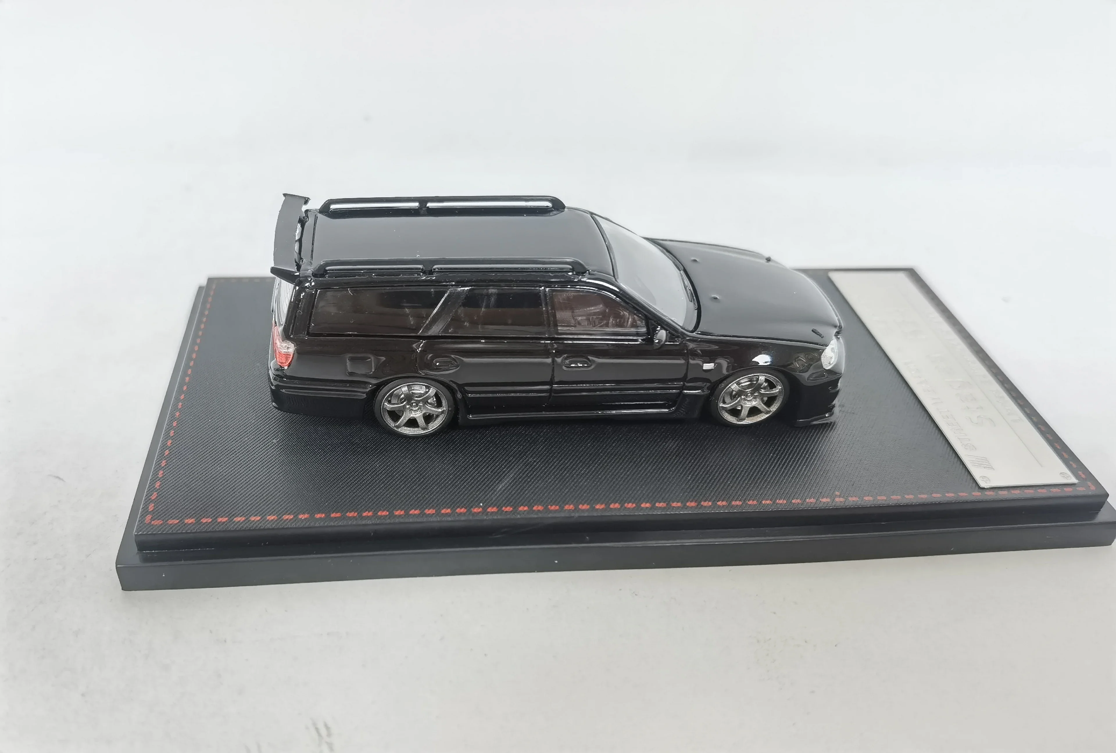 

Black Diecast Model 1/64 Street Weapon x Ghost Flayer Stagea R34 For Collection Gift Aolly Toys