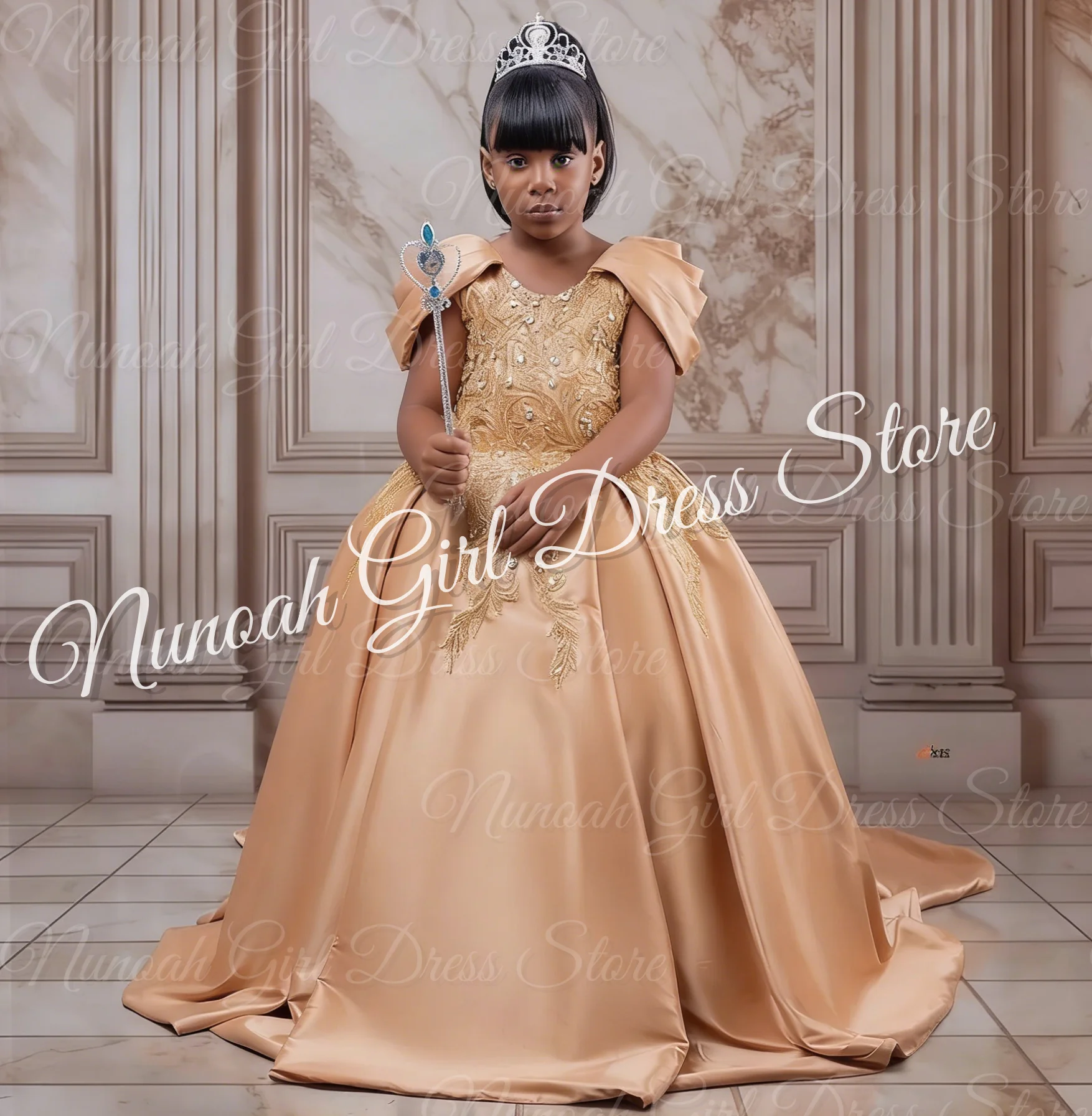 Luxury Flower Girl Dresses for Wedding Lace Appliques Floor Length Birthday Party with Trail First Communion Gowns Customized