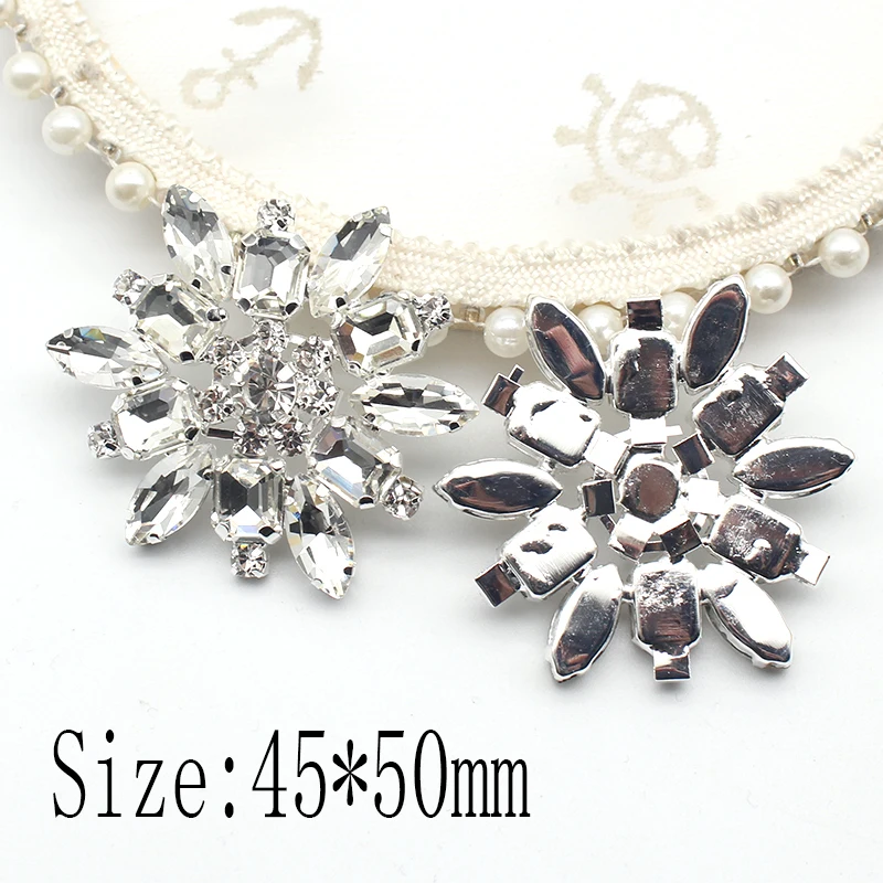 Fashion Metal Flower Shaped Glass Rhinestone Flat Bottom Buttons 2Pcs 45*50MM DIY Hand Sewn Wedding Dress Decoration Accessories