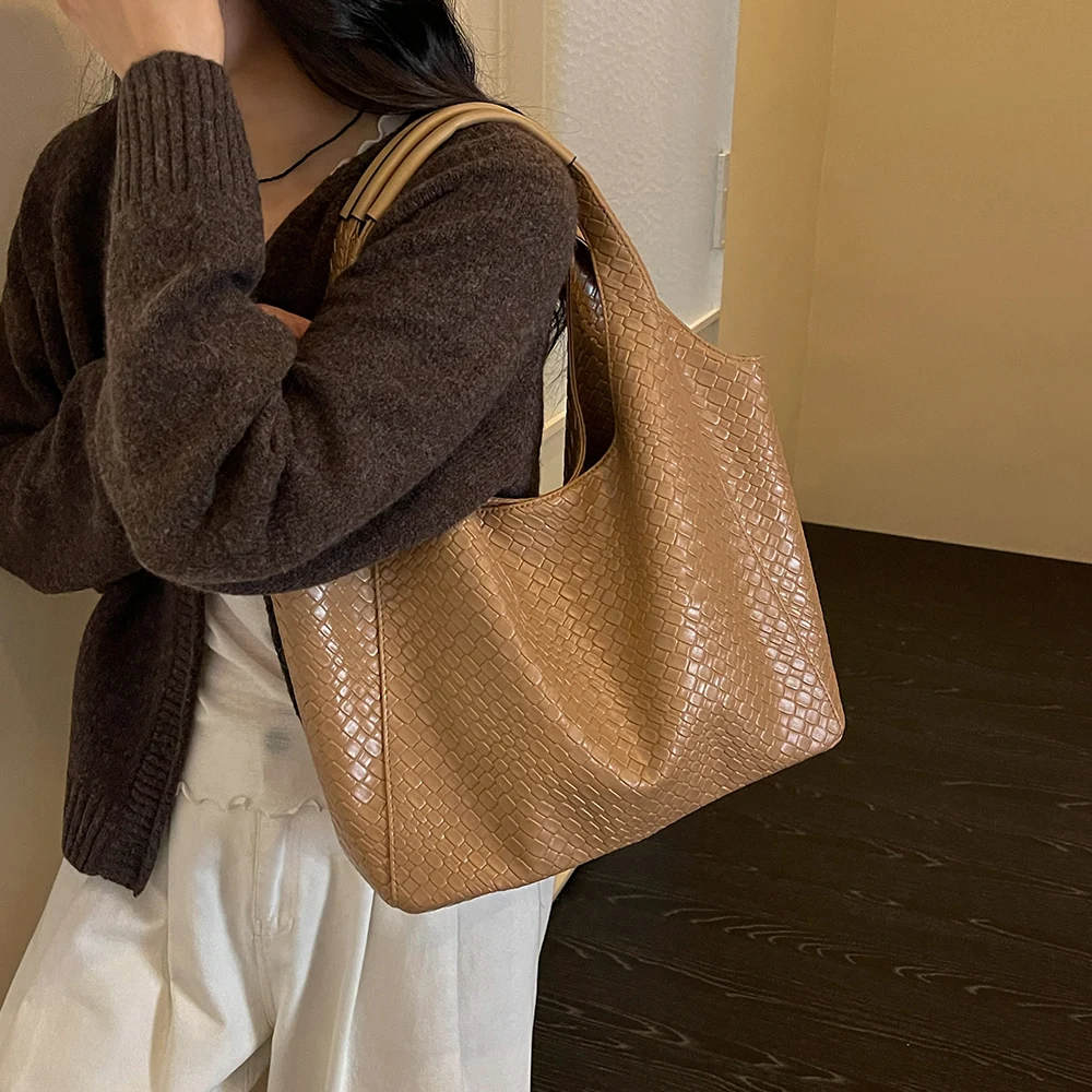 Hobo-Schultertasche, gewebte Textur, großes Fassungsvermögen, mit Magnetverschluss, elegant für den täglichen Arbeitsweg und zum Einkaufen in der Stadt – Detail 13