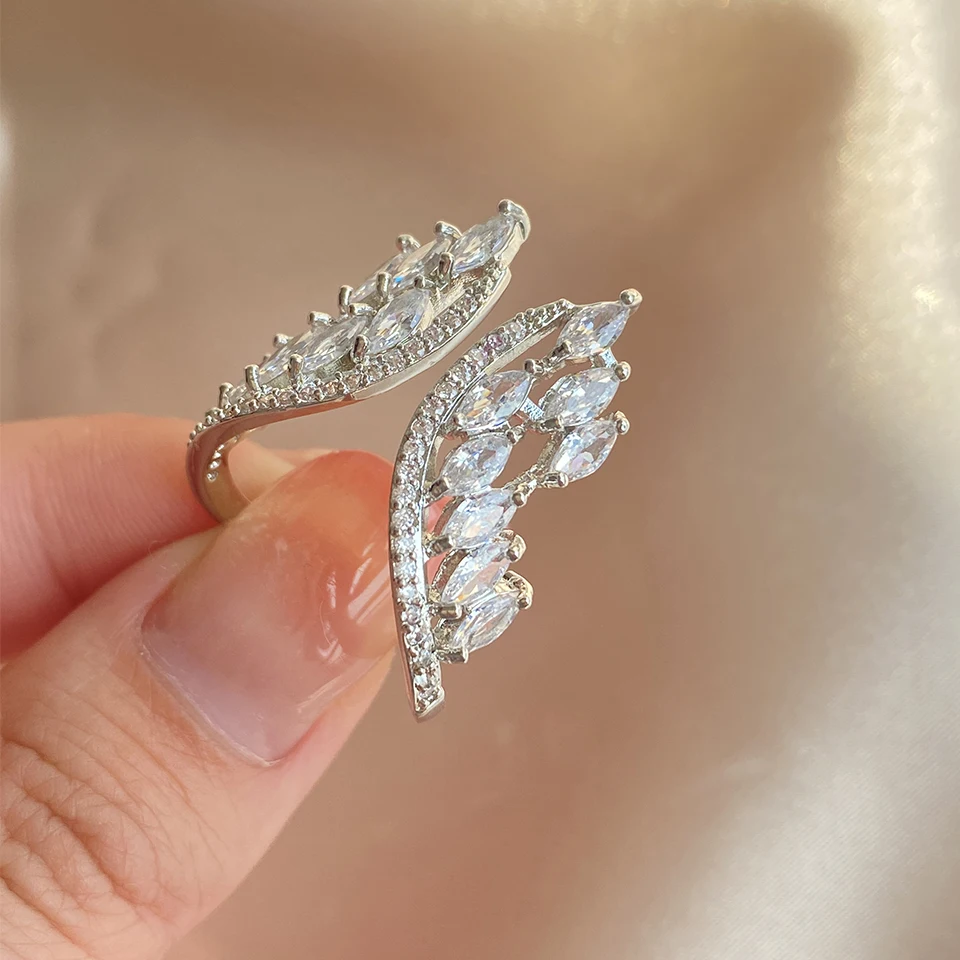 ZAKOL العصرية الجناح شكل خواتم مفتوحة للنساء هندسية مكعب زركونيا قابل للتعديل الفتيات خاتم مجوهرات الزفاف الطرف