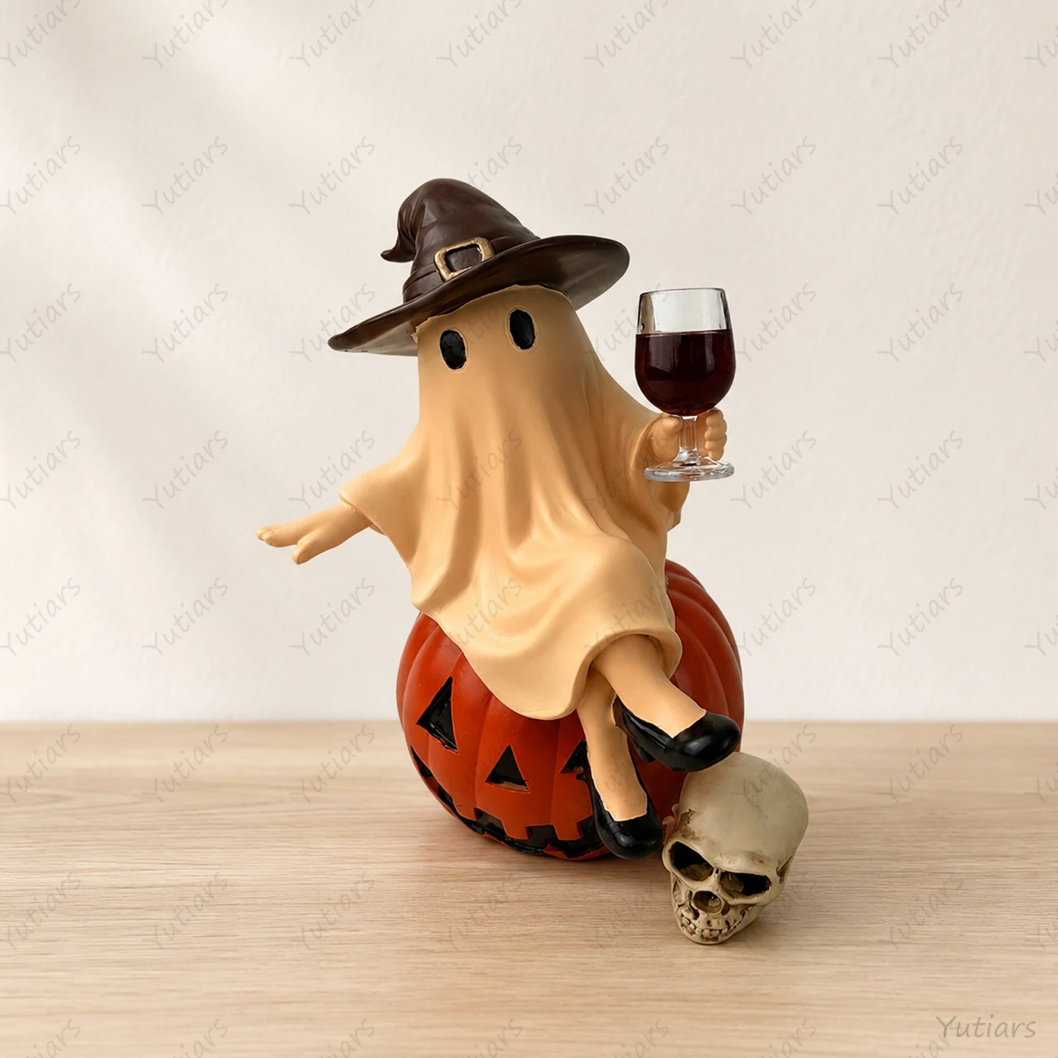 Gruselige Halloween-Geisterstatue mit Hexenhut, Weinglas, Harzornament, niedliche Tischdekoration, Geschenk für Freunde und Familie – Detail 1