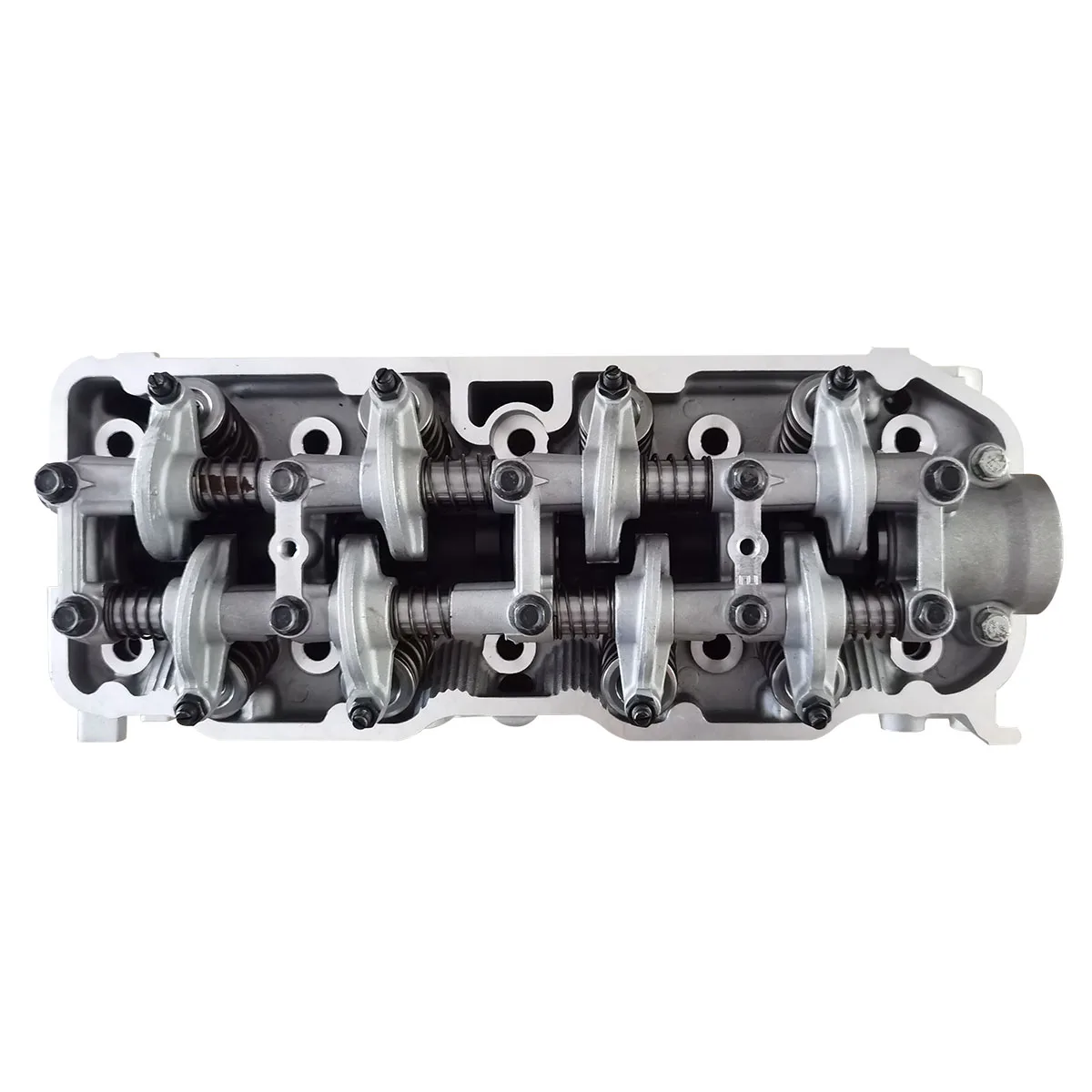 

MD188956 MD192299 4G64 2.0L Engine Parts Motor Complete Cylinder Head For Mitsubishi Pajero Delica