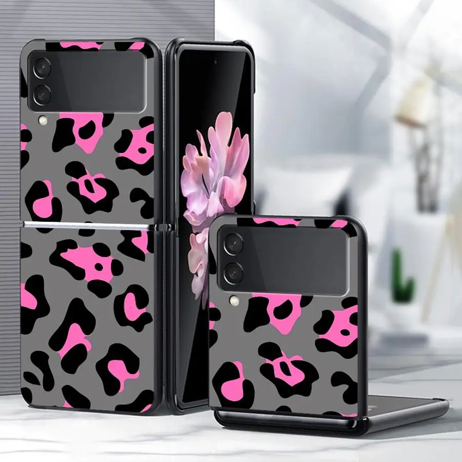 Grey Pink Leopard Print Phone Cover Case for Samsung Galaxy Z Flip 8 Flip5 Flip4 Flip3 Z Flip 7 6 5 4 3 Flip7 FE Flip6