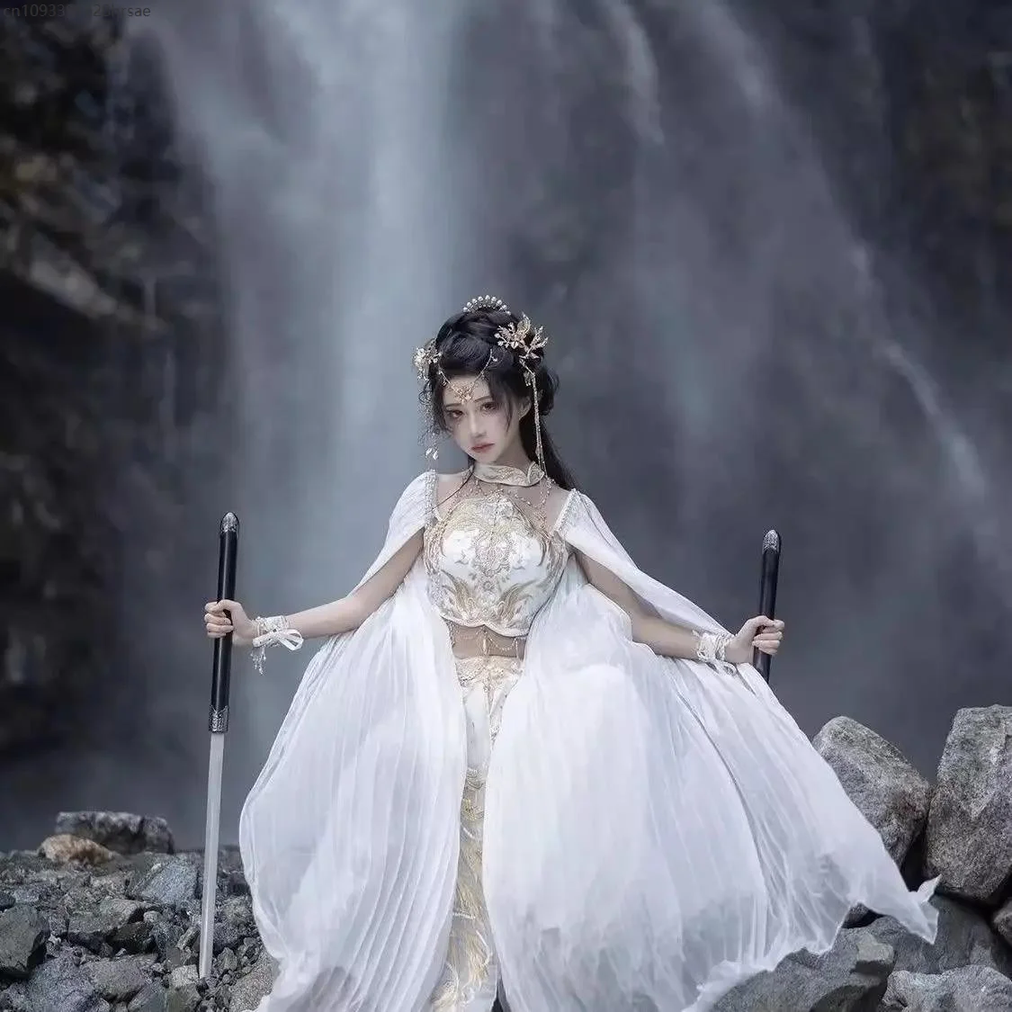 Saintess Token Dunhuang Style Hanfu Exotic Charm Han Element Embroider Costume Xianxia White Full Set