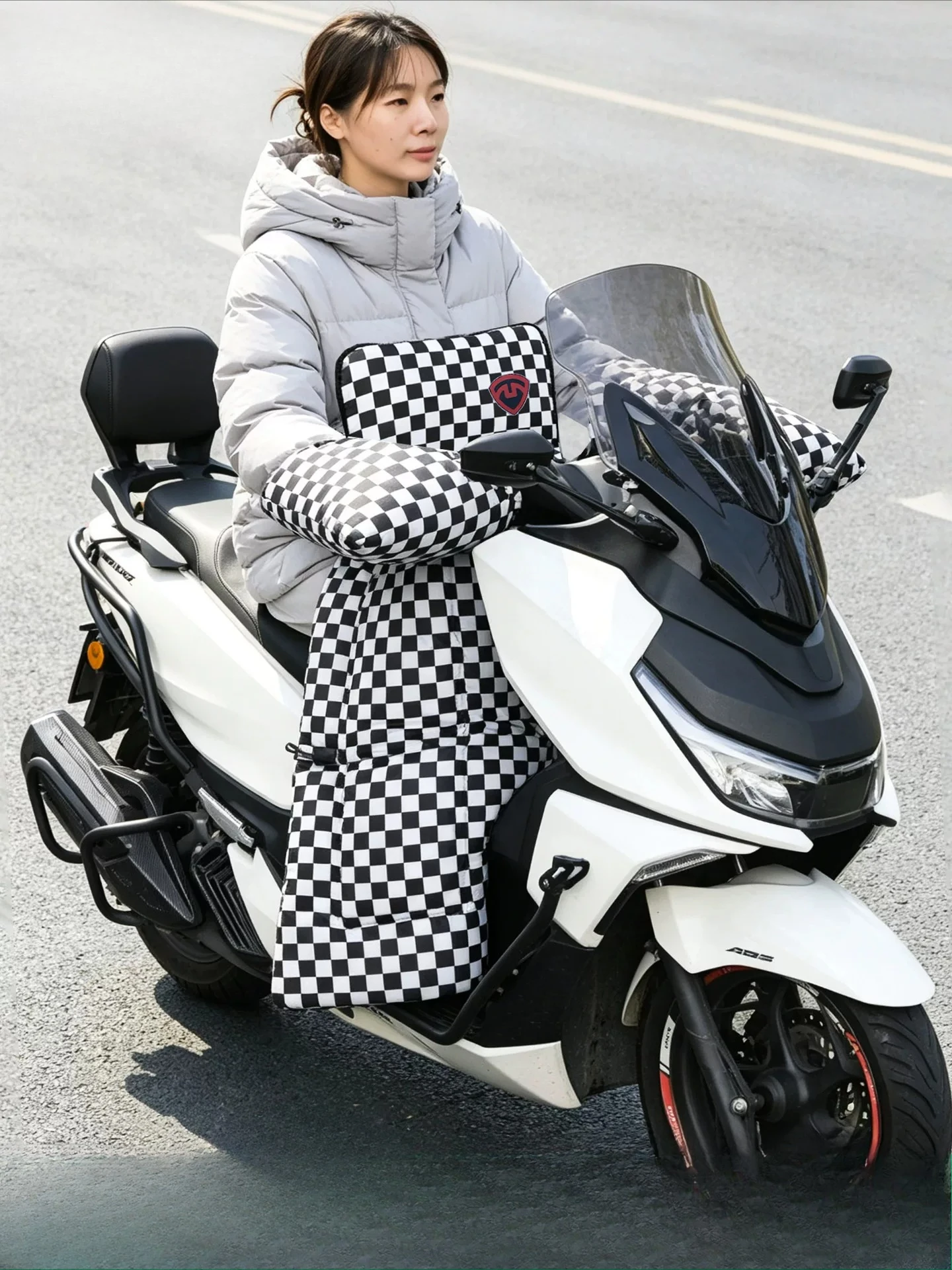 FOR YAMAHATMAX 560 Outdoor Grade Split Scooter Motorcycle Quilt Waterproof Cold-proof Winter Riding Warm Leg Cover