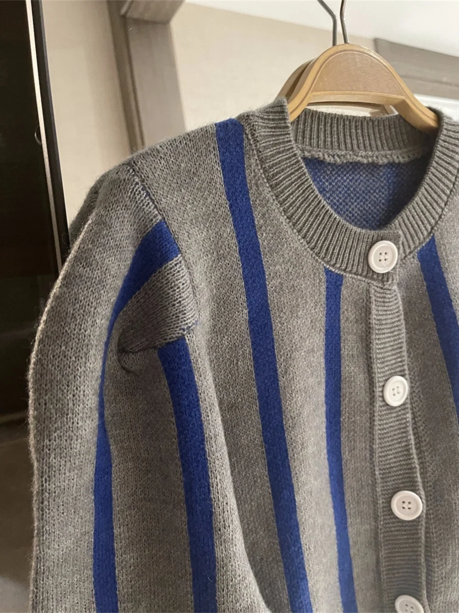 

Ort Basic Sle Толстовка Кардиган круглый Ne Large Button Design Sensation Small Fraance Wind Трикотаж для женщин