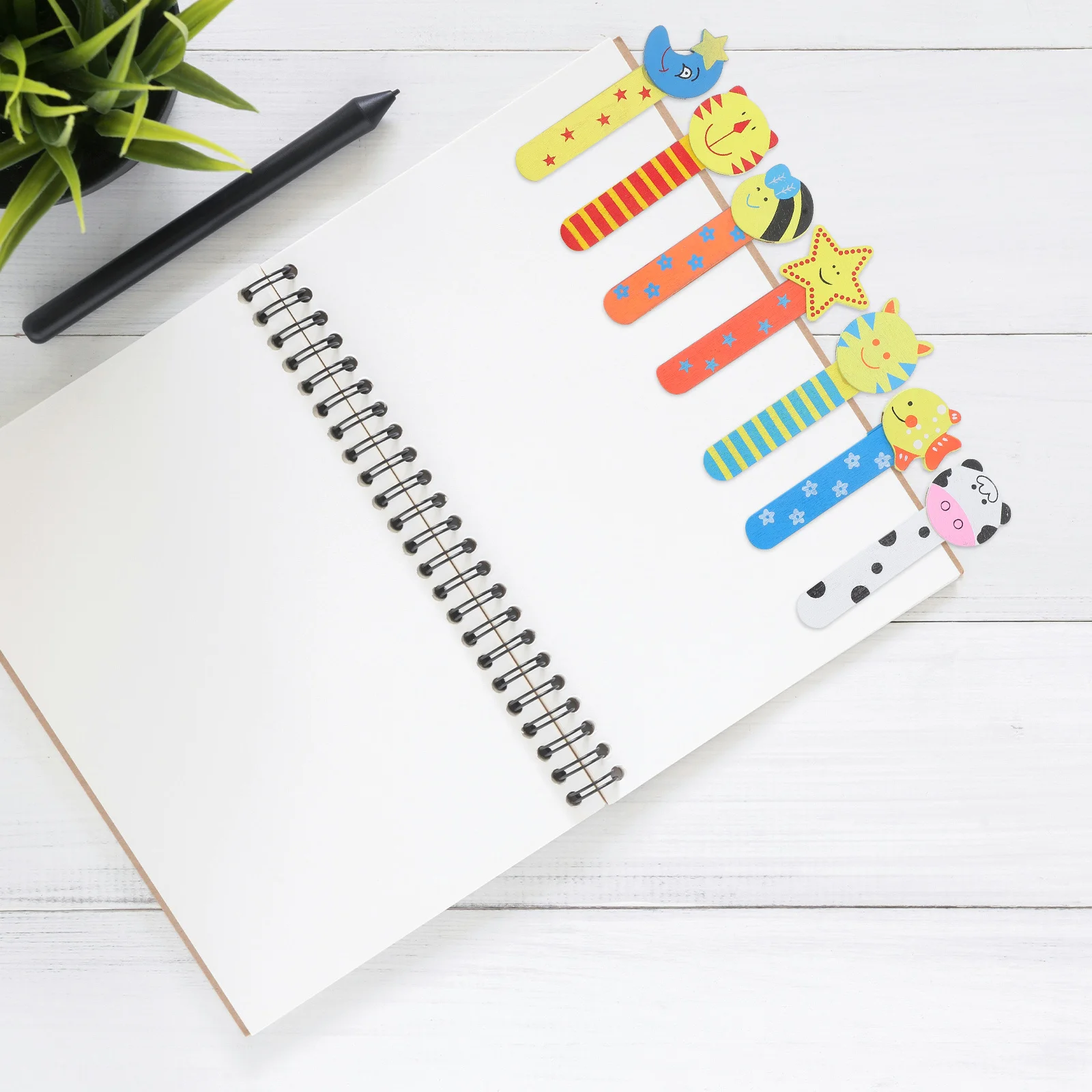 20Pcs Wooden Bookmarks Cartoon Patterns Book Markers Mini Ruler Scale Study Decoration Gifts Bookmarks